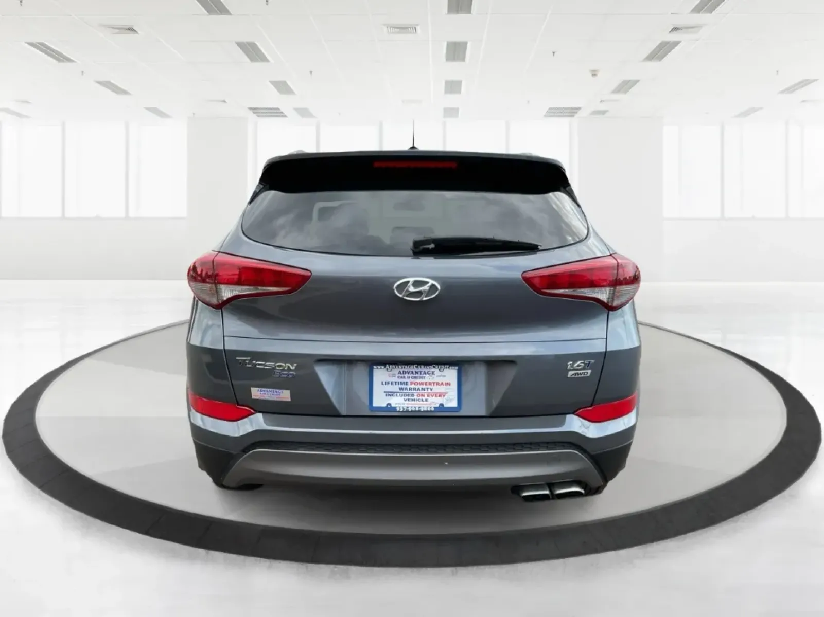 2016 Hyundai Tucson Eco (KM8J3CA24GU) with an 1.6L I-4 gasoline direct injection engine, located at 8750 N County Rd 25A, Piqua, OH, 45356, (937) 908-9800, 40.164391, -84.232513 - **Adventure Awaits: 2016 Hyundai Tucson Eco Your Perfect Companion for Daily Drives and Weekend Getaways!**<br /> <br /> At Advantage Car and Credit, located at 1184 Kauffman Ave, Fairborn, OH 45324, we understand that life is an adventure, and having the right vehicle can make all the difference. - Photo#3
