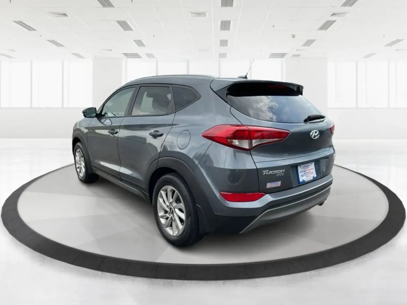 2016 Hyundai Tucson Eco (KM8J3CA24GU) with an 1.6L I-4 gasoline direct injection engine, located at 8750 N County Rd 25A, Piqua, OH, 45356, (937) 908-9800, 40.164391, -84.232513 - **Adventure Awaits: 2016 Hyundai Tucson Eco Your Perfect Companion for Daily Drives and Weekend Getaways!**<br /> <br /> At Advantage Car and Credit, located at 1184 Kauffman Ave, Fairborn, OH 45324, we understand that life is an adventure, and having the right vehicle can make all the difference. - Photo#4