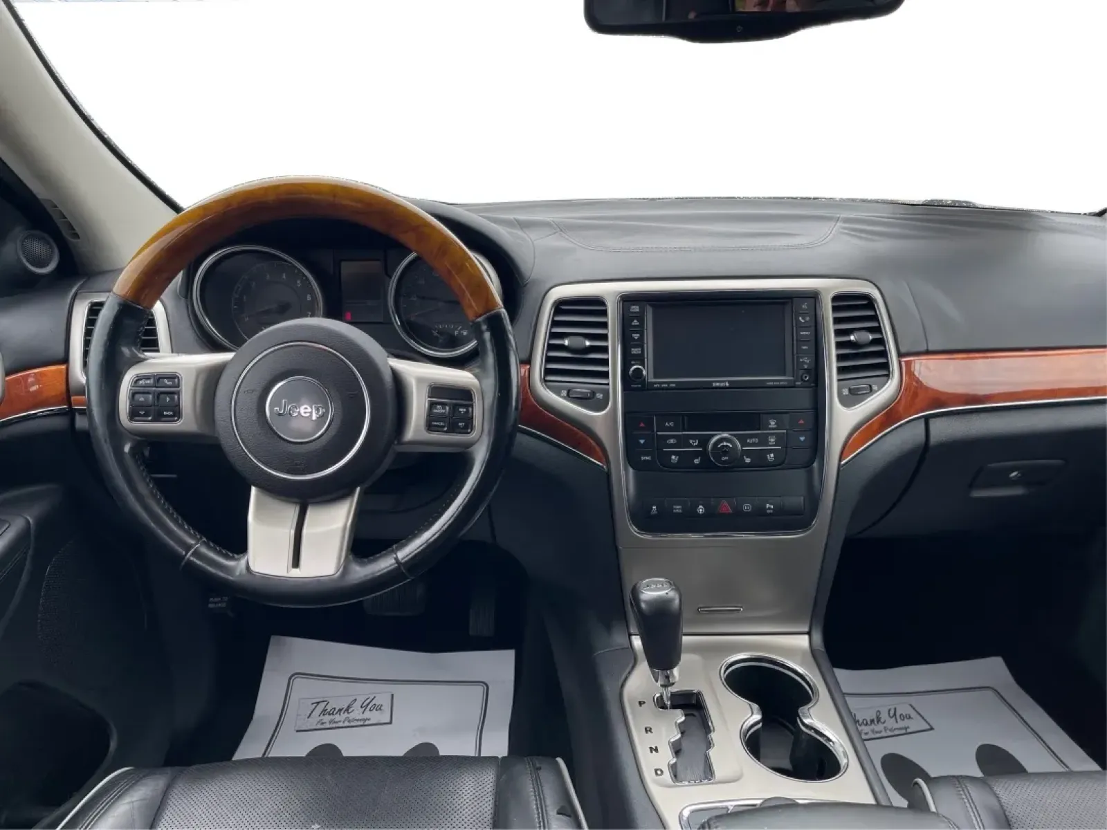 2011 Jeep Grand Cherokee Overland (1J4RR6GT7BC) with an Other engine, located at 8750 N County Rd 25A, Piqua, OH, 45356, (937) 908-9800, 40.164391, -84.232513 - Discover Your Next Adventure with the 2011 Jeep Grand Cherokee Overland<br /> <br /> Unleash your adventurous spirit with the 2011 Jeep Grand Cherokee Overland, available now at Advantage Car and Credit in Fairborn, OH. This rugged yet refined SUV is perfect for those who thrive on weekend escapes, - Photo#21