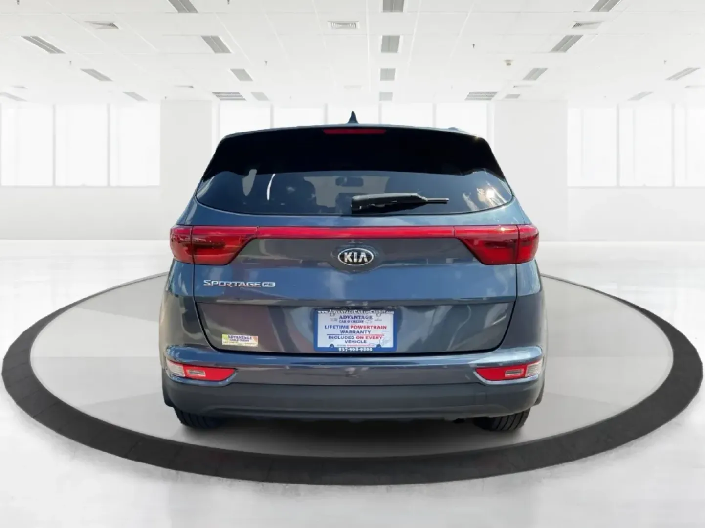 2017 Kia Sportage LX (KNDPM3ACXH7) with an Theta II 2.4L I-4 gasoline direct injection engine, located at 1184 Kauffman Ave, Fairborn, OH, 45324, (937) 908-9800, 39.807072, -84.030914 - **Discover Your Next Adventure with the 2017 Kia Sportage LX at Advantage Car and Credit!** <br /> <br /> Are you ready to elevate your driving experience? Look no further! This stunning 2017 Kia Sportage LX in Pacific Blue is perfect for anyone who craves both style and functionality. Whether you'r - Photo#3