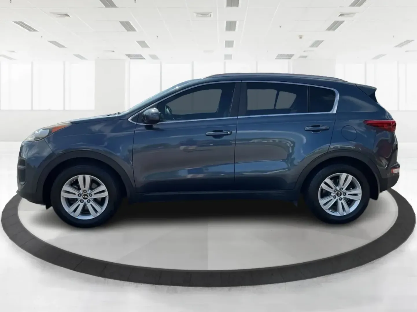 2017 Kia Sportage LX (KNDPM3ACXH7) with an Theta II 2.4L I-4 gasoline direct injection engine, located at 1184 Kauffman Ave, Fairborn, OH, 45324, (937) 908-9800, 39.807072, -84.030914 - **Discover Your Next Adventure with the 2017 Kia Sportage LX at Advantage Car and Credit!** <br /> <br /> Are you ready to elevate your driving experience? Look no further! This stunning 2017 Kia Sportage LX in Pacific Blue is perfect for anyone who craves both style and functionality. Whether you'r - Photo#5