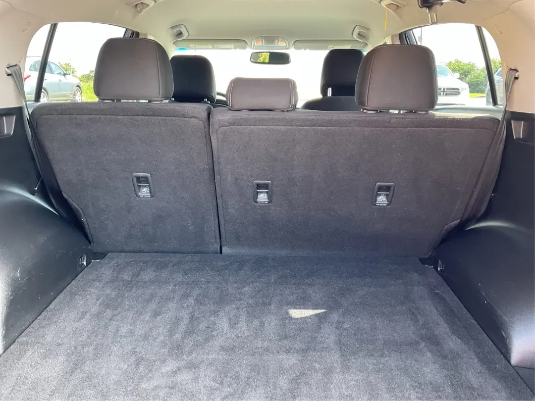 2017 Kia Sportage LX (KNDPM3ACXH7) with an Theta II 2.4L I-4 gasoline direct injection engine, located at 1184 Kauffman Ave, Fairborn, OH, 45324, (937) 908-9800, 39.807072, -84.030914 - **Discover Your Next Adventure with the 2017 Kia Sportage LX at Advantage Car and Credit!** <br /> <br /> Are you ready to elevate your driving experience? Look no further! This stunning 2017 Kia Sportage LX in Pacific Blue is perfect for anyone who craves both style and functionality. Whether you'r - Photo#12