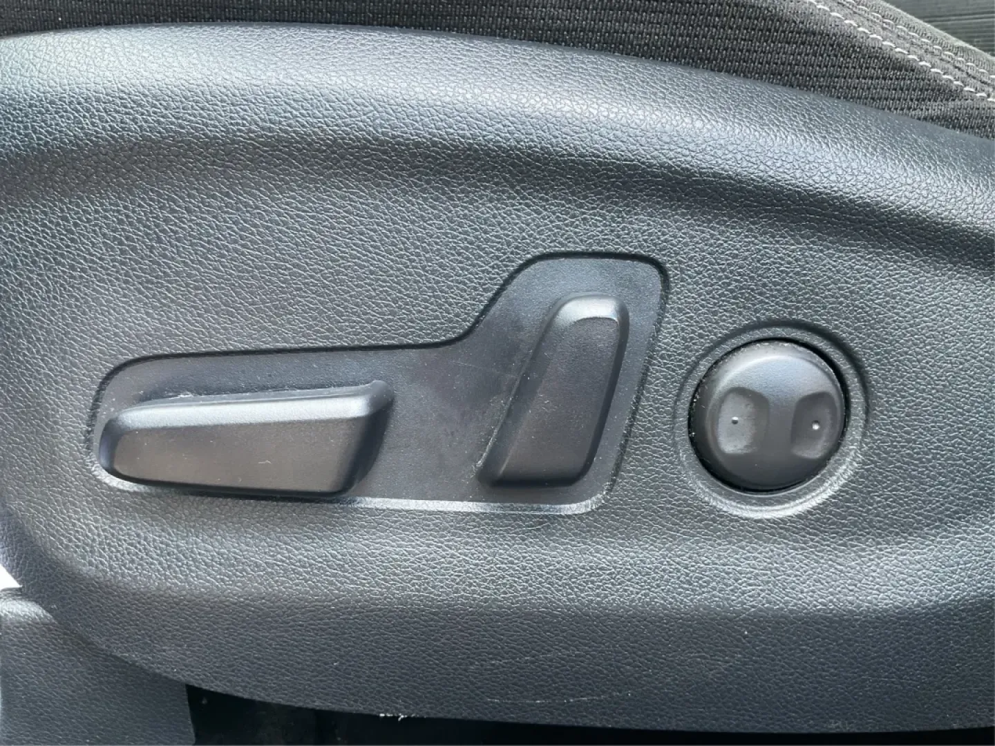 2017 Kia Sportage LX (KNDPM3ACXH7) with an Theta II 2.4L I-4 gasoline direct injection engine, located at 1184 Kauffman Ave, Fairborn, OH, 45324, (937) 908-9800, 39.807072, -84.030914 - **Discover Your Next Adventure with the 2017 Kia Sportage LX at Advantage Car and Credit!** <br /> <br /> Are you ready to elevate your driving experience? Look no further! This stunning 2017 Kia Sportage LX in Pacific Blue is perfect for anyone who craves both style and functionality. Whether you'r - Photo#17