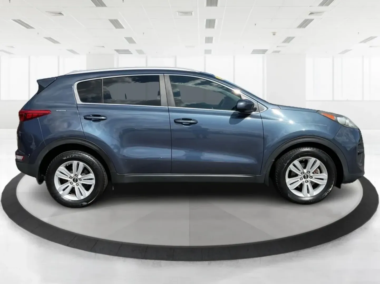 2017 Kia Sportage LX (KNDPM3ACXH7) with an Theta II 2.4L I-4 gasoline direct injection engine, located at 1951 S Dayton Lakeview Rd., New Carlisle, OH, 45344, (937) 908-9800, 39.890999, -84.050255 - **Discover Your Next Adventure with the 2017 Kia Sportage LX at Advantage Car and Credit!** <br /> <br /> Are you ready to elevate your driving experience? Look no further! This stunning 2017 Kia Sportage LX in Pacific Blue is perfect for anyone who craves both style and functionality. Whether you'r - Photo#1