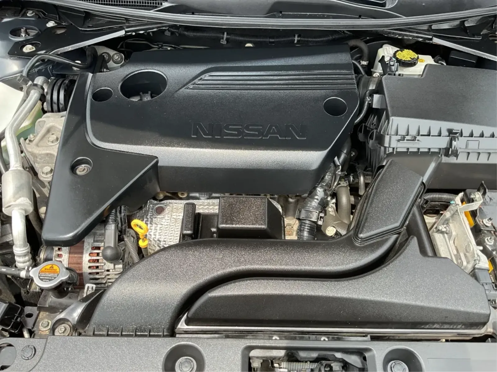 2017 Nissan Altima 2.5 SV (1N4AL3AP0HC) with an 2.5L L4 DOHC 16V engine, Continuously Variable Transmission transmission, located at 8750 N County Rd 25A, Piqua, OH, 45356, (937) 908-9800, 40.164391, -84.232513 - Unlock a seamless driving experience with the 2017 Nissan Altima 2.5 SV, a sedan designed not just for the daily commute but for life's countless adventures. Whether you're navigating the bustling streets of Fairborn, OH, or embarking on weekend getaways with the family, this Altima delivers a perfe - Photo#11