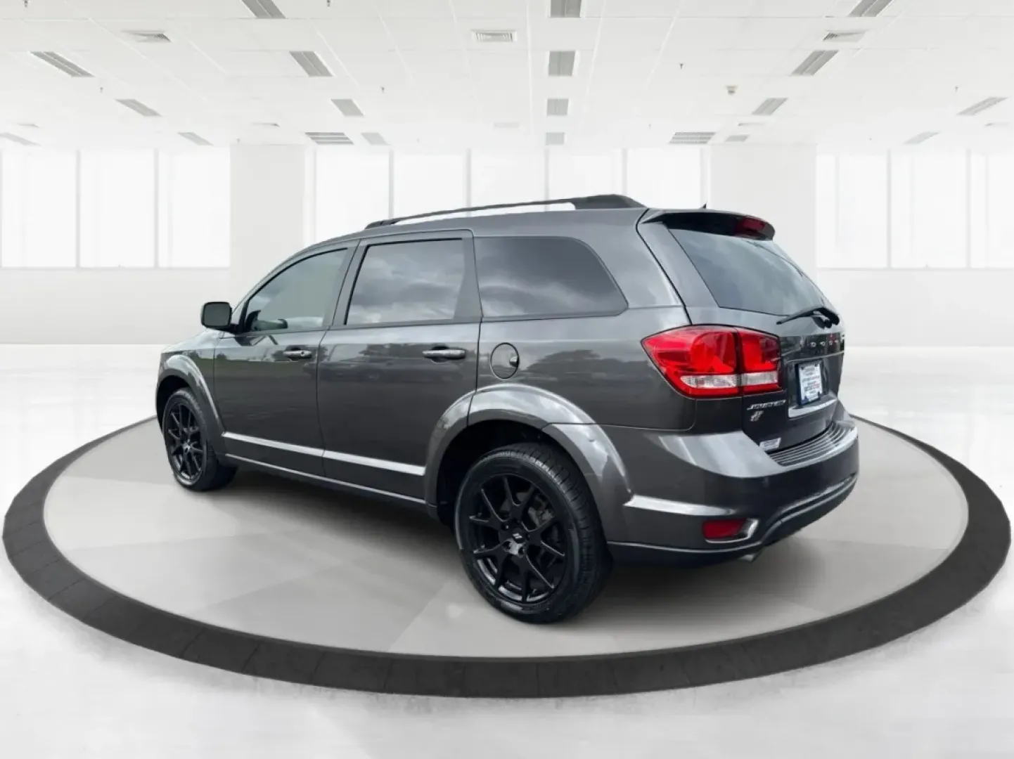 2018 Dodge Journey SXT AWD (3C4PDDBG9JT) with an Pentastar 3.6L V-6 DOHC engine, located at 1230 East Main St, Xenia, OH, 45385, (937) 908-9800, 39.688026, -83.910172 - Experience the thrill of adventure and family outings in this stunning **2018 Dodge Journey SXT AWD**, now available at **Advantage Car and Credit**, located at **1184 Kauffman Ave, Fairborn, OH 45324**. Whether you're commuting to work or heading out for a weekend getaway, this versatile SUV is des - Photo#4