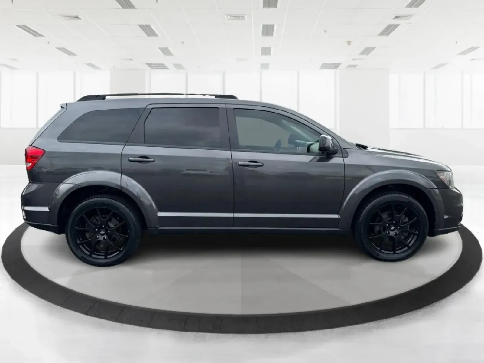 2018 Dodge Journey SXT AWD (3C4PDDBG9JT) with an Pentastar 3.6L V-6 DOHC engine, located at 8750 N County Rd 25A, Piqua, OH, 45356, (937) 908-9800, 40.164391, -84.232513 - Experience the thrill of adventure and family outings in this stunning **2018 Dodge Journey SXT AWD**, now available at **Advantage Car and Credit**, located at **1184 Kauffman Ave, Fairborn, OH 45324**. Whether you're commuting to work or heading out for a weekend getaway, this versatile SUV is des - Photo#1