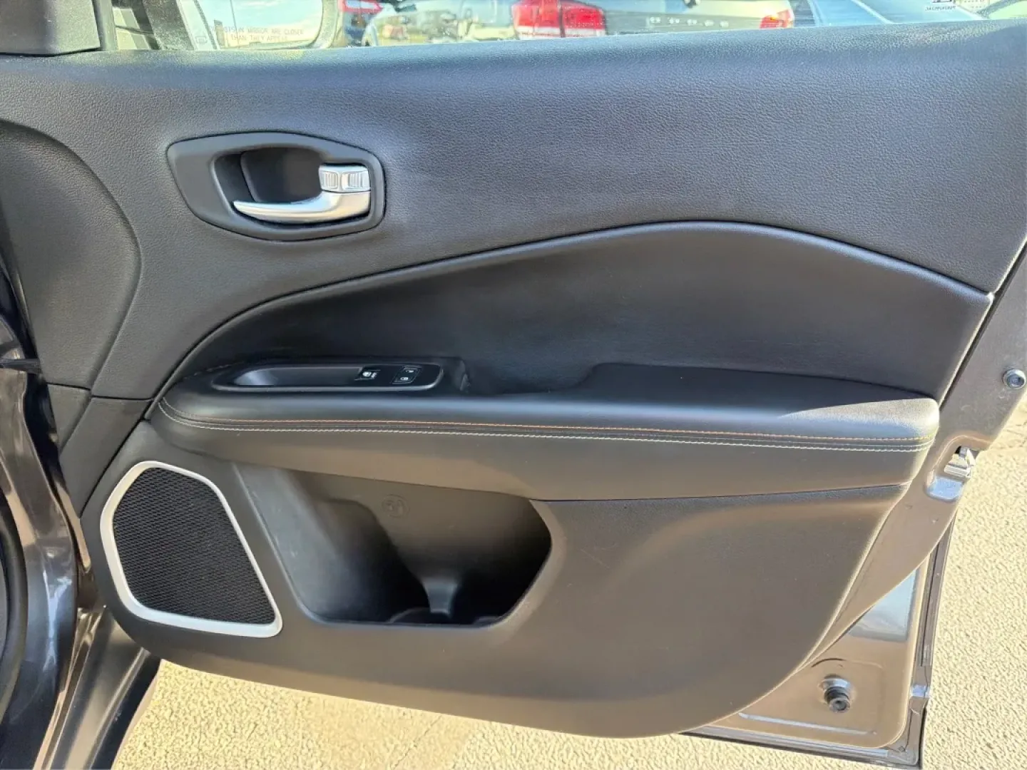 2018 Jeep Compass Latitude FWD (3C4NJCBB1JT) with an 2.4L I-4 variable valve control engine, Automatic transmission, located at 1951 S Dayton Lakeview Rd., New Carlisle, OH, 45344, (937) 908-9800, 39.890999, -84.050255 - **Adventure Awaits with This 2018 Jeep Compass Latitude FWD!**<br /> <br /> Transform your everyday travels into unforgettable adventures with the 2018 Jeep Compass Latitude FWD. This SUV is not just a mode of transportation; it's your ticket to exploration, whether it's cruising through the scenic - Photo#20