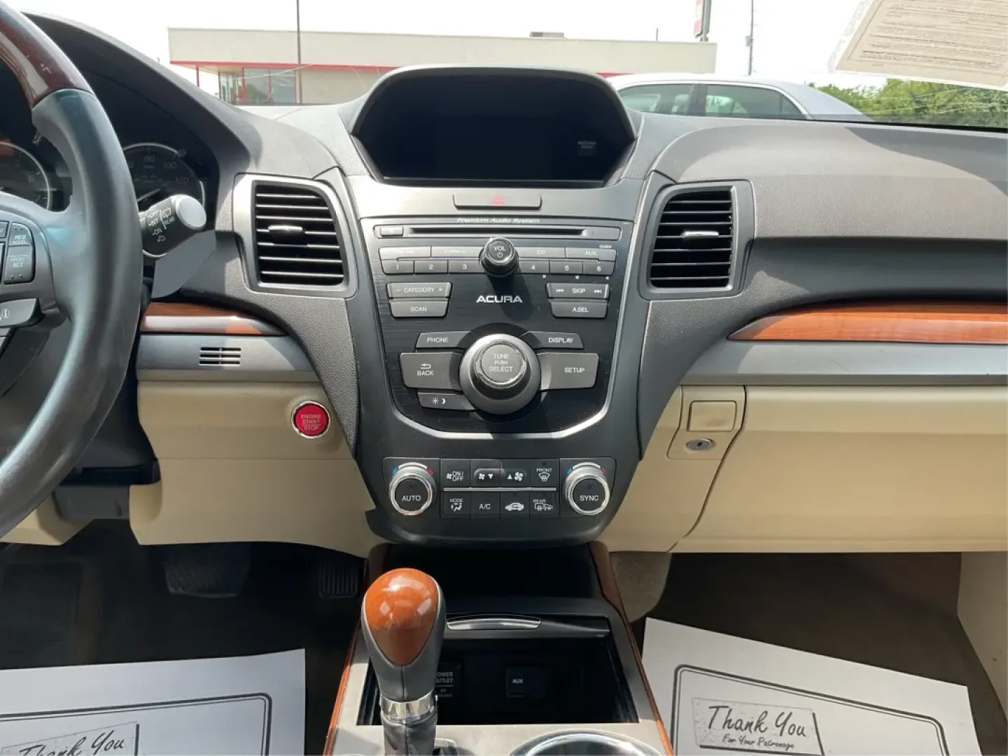 2014 Acura RDX Base (5J8TB3H39EL) with an Other engine, located at 1230 East Main St, Xenia, OH, 45385, (937) 908-9800, 39.688026, -83.910172 - Unleash the perfect blend of comfort and versatility with the 2014 Acura RDX, a crossover that caters to both your daily grind and weekend adventures. Whether you're a growing family seeking spaciousness, a commuter looking for reliability, or a weekend warrior ready for road trips, this vehicle has - Photo#13