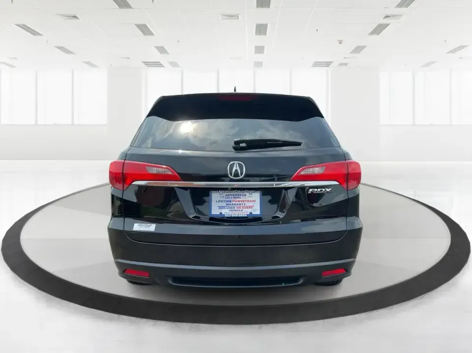 2014 Acura RDX Base (5J8TB3H39EL) with an 2.3L L4 DOHC 16V engine, 6-Speed Automatic transmission, located at 880 E. National Road, Vandalia, OH, 45377, (937) 908-9800, 39.891918, -84.183594 - Unleash the perfect blend of comfort and versatility with the 2014 Acura RDX, a crossover that caters to both your daily grind and weekend adventures. Whether you're a growing family seeking spaciousness, a commuter looking for reliability, or a weekend warrior ready for road trips, this vehicle has - Photo#3
