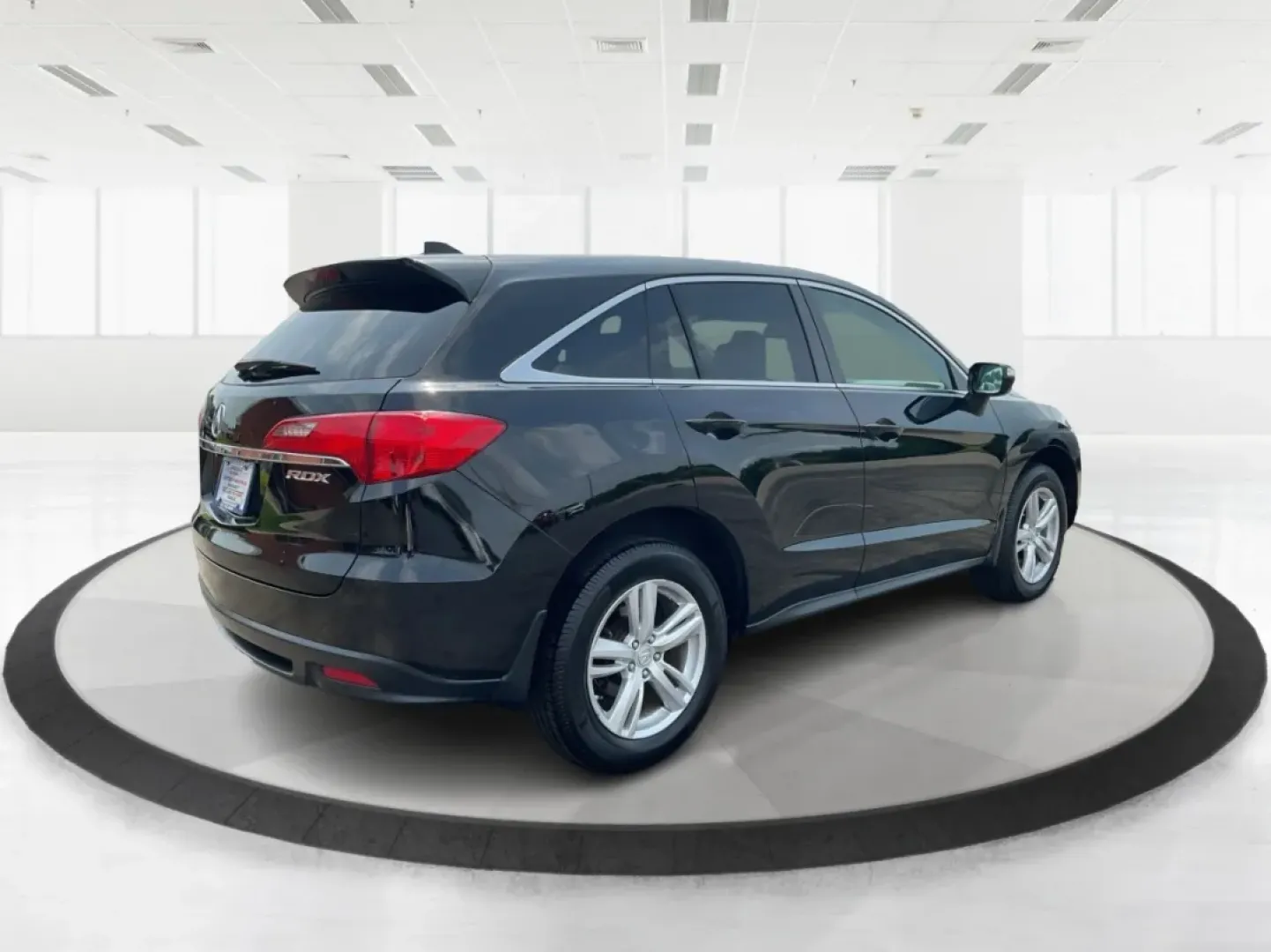 2014 Acura RDX Base (5J8TB3H39EL) with an Other engine, located at 8750 N County Rd 25A, Piqua, OH, 45356, (937) 908-9800, 40.164391, -84.232513 - Unleash the perfect blend of comfort and versatility with the 2014 Acura RDX, a crossover that caters to both your daily grind and weekend adventures. Whether you're a growing family seeking spaciousness, a commuter looking for reliability, or a weekend warrior ready for road trips, this vehicle has - Photo#2