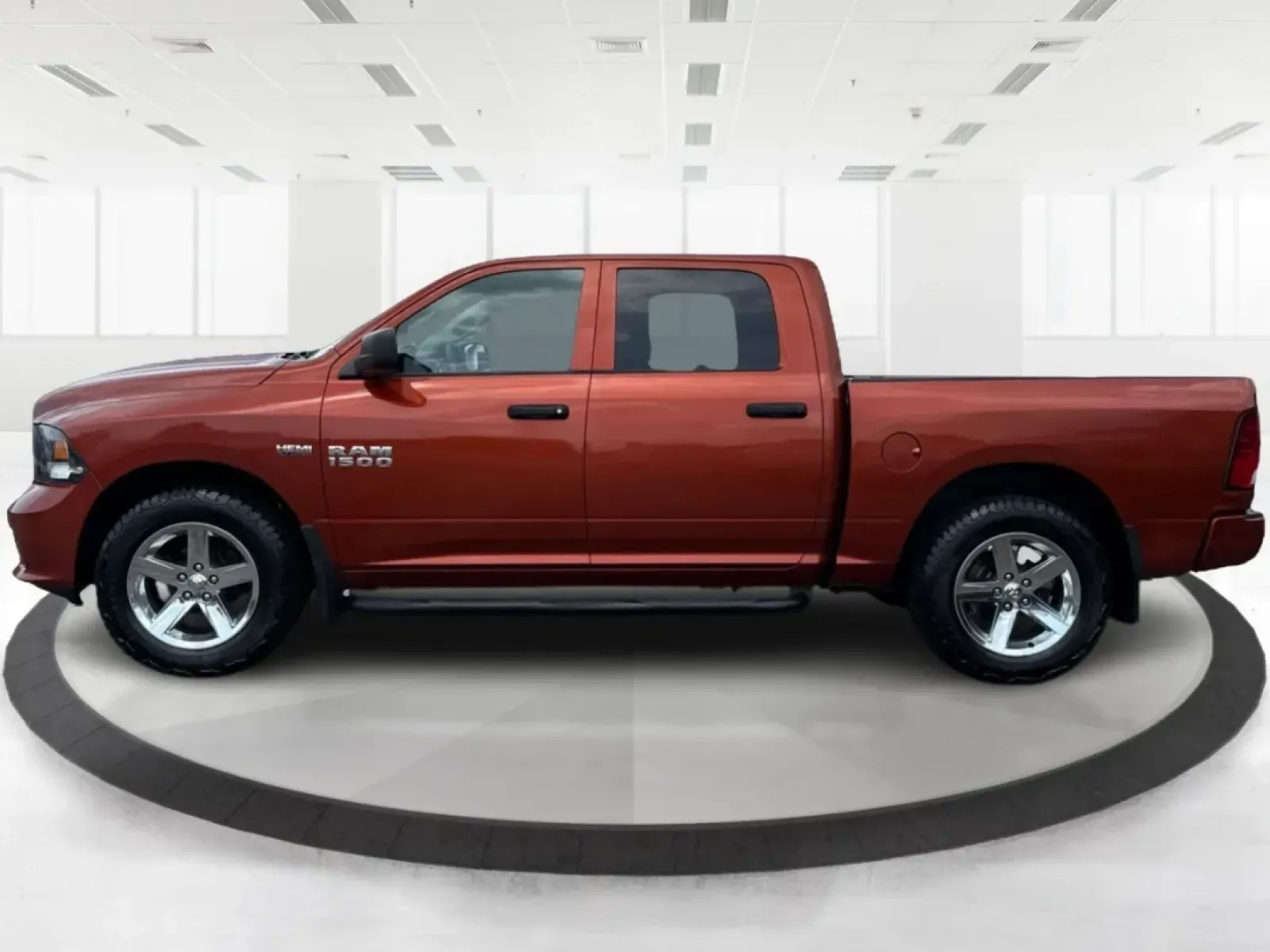 2013 Ram 1500 Express (1C6RR7KT8DS) with an HEMI 5.7L V-8 variable valve control engine, located at 8750 N County Rd 25A, Piqua, OH, 45356, (937) 908-9800, 40.164391, -84.232513 - **Adventure Awaits: Discover the 2013 Ram 1500 at Advantage Car and Credit!**<br /> <br /> If you're looking for a versatile and powerful truck that can seamlessly transition from weekday commutes to weekend adventures, look no further than this stunning 2013 Ram 1500 Express. With its bold Copperhe - Photo#5