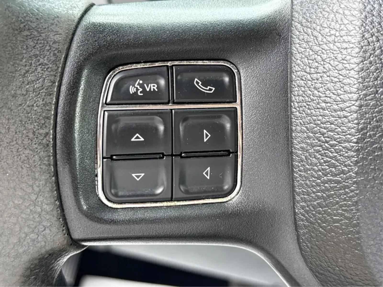 2013 Ram 1500 Express (1C6RR7KT8DS) with an HEMI 5.7L V-8 variable valve control engine, located at 8750 N County Rd 25A, Piqua, OH, 45356, (937) 908-9800, 40.164391, -84.232513 - **Adventure Awaits: Discover the 2013 Ram 1500 at Advantage Car and Credit!**<br /> <br /> If you're looking for a versatile and powerful truck that can seamlessly transition from weekday commutes to weekend adventures, look no further than this stunning 2013 Ram 1500 Express. With its bold Copperhe - Photo#16