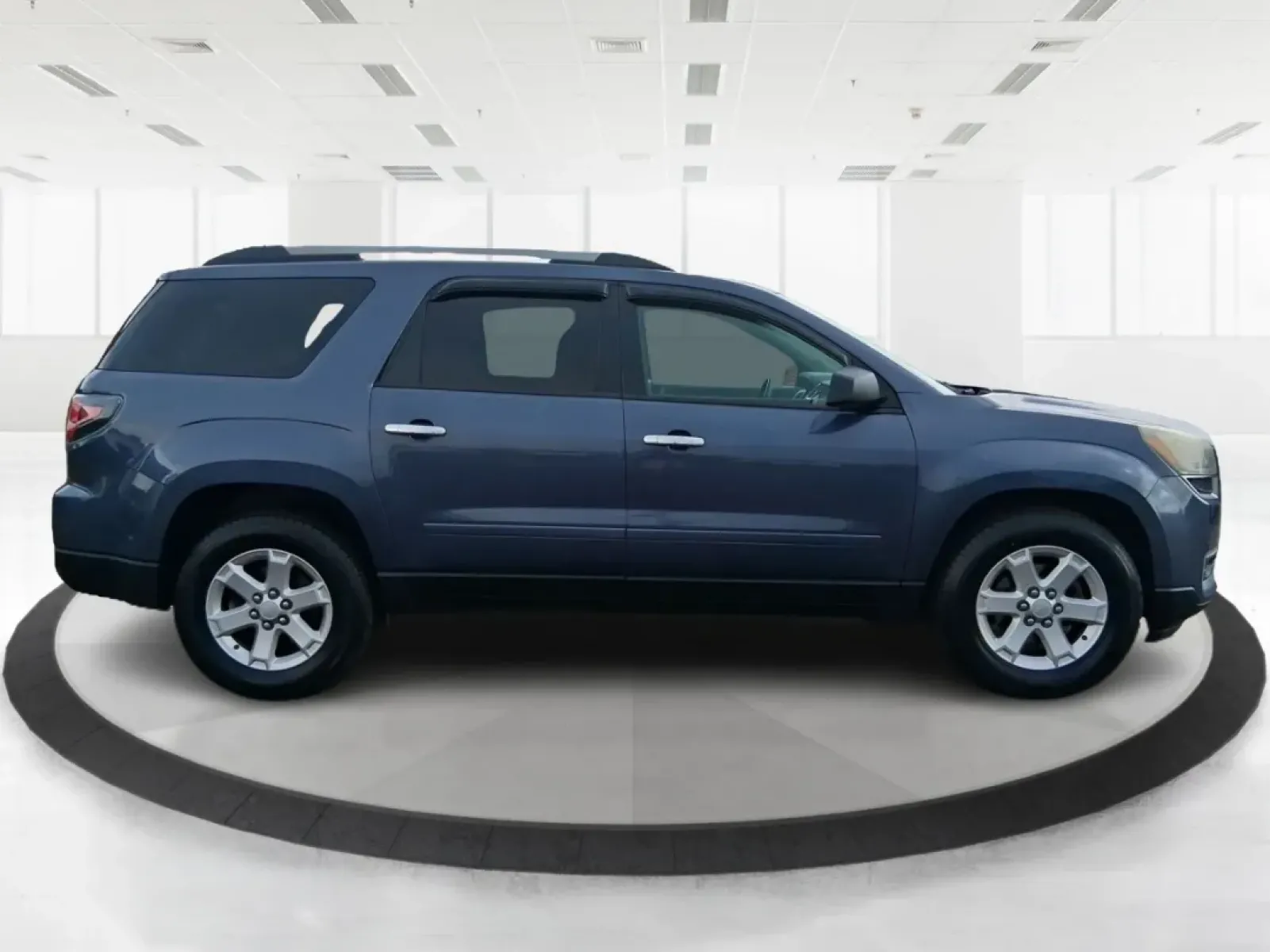 2013 GMC Acadia SLE-2 FWD (1GKKRPKD1DJ) with an 3.6L V6 DOHC 24V engine, 6-Speed Automatic transmission, located at 8750 N County Rd 25A, Piqua, OH, 45356, (937) 908-9800, 40.164391, -84.232513 - Discover the perfect blend of comfort and capability with the 2013 GMC Acadia SLE-2, now available at Advantage Car and Credit - Piqua, located at 8750 N County Rd 25A, Piqua, OH 45356. This versatile SUV is ideal for families, weekend adventurers, and budget-conscious buyers seeking a reliable vehi - Photo#1