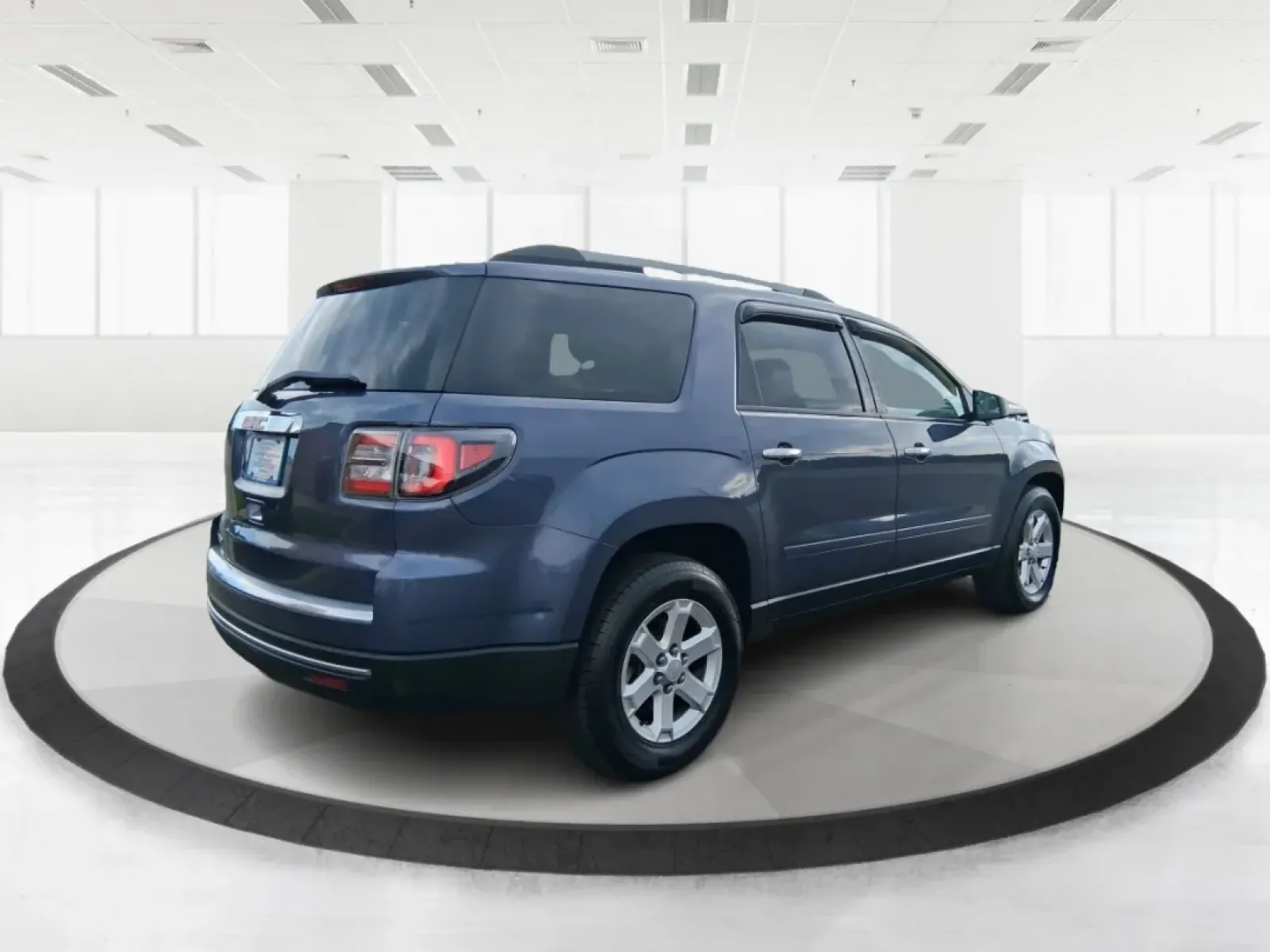 2013 GMC Acadia SLE-2 FWD (1GKKRPKD1DJ) with an 3.6L V6 DOHC 24V engine, 6-Speed Automatic transmission, located at 8750 N County Rd 25A, Piqua, OH, 45356, (937) 908-9800, 40.164391, -84.232513 - Discover the perfect blend of comfort and capability with the 2013 GMC Acadia SLE-2, now available at Advantage Car and Credit - Piqua, located at 8750 N County Rd 25A, Piqua, OH 45356. This versatile SUV is ideal for families, weekend adventurers, and budget-conscious buyers seeking a reliable vehi - Photo#2