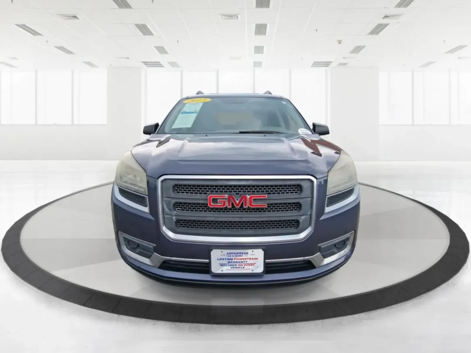 2013 GMC Acadia SLE-2 FWD (1GKKRPKD1DJ) with an 3.6L V6 DOHC 24V engine, 6-Speed Automatic transmission, located at 8750 N County Rd 25A, Piqua, OH, 45356, (937) 908-9800, 40.164391, -84.232513 - Discover the perfect blend of comfort and capability with the 2013 GMC Acadia SLE-2, now available at Advantage Car and Credit - Piqua, located at 8750 N County Rd 25A, Piqua, OH 45356. This versatile SUV is ideal for families, weekend adventurers, and budget-conscious buyers seeking a reliable vehi - Photo#7