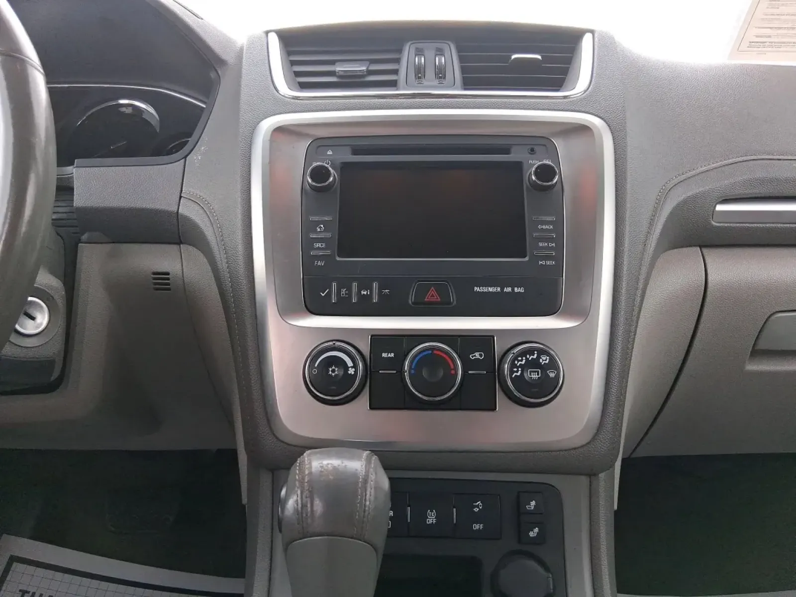 2013 GMC Acadia SLE-2 FWD (1GKKRPKD1DJ) with an 3.6L V6 DOHC 24V engine, 6-Speed Automatic transmission, located at 8750 N County Rd 25A, Piqua, OH, 45356, (937) 908-9800, 40.164391, -84.232513 - Discover the perfect blend of comfort and capability with the 2013 GMC Acadia SLE-2, now available at Advantage Car and Credit - Piqua, located at 8750 N County Rd 25A, Piqua, OH 45356. This versatile SUV is ideal for families, weekend adventurers, and budget-conscious buyers seeking a reliable vehi - Photo#13