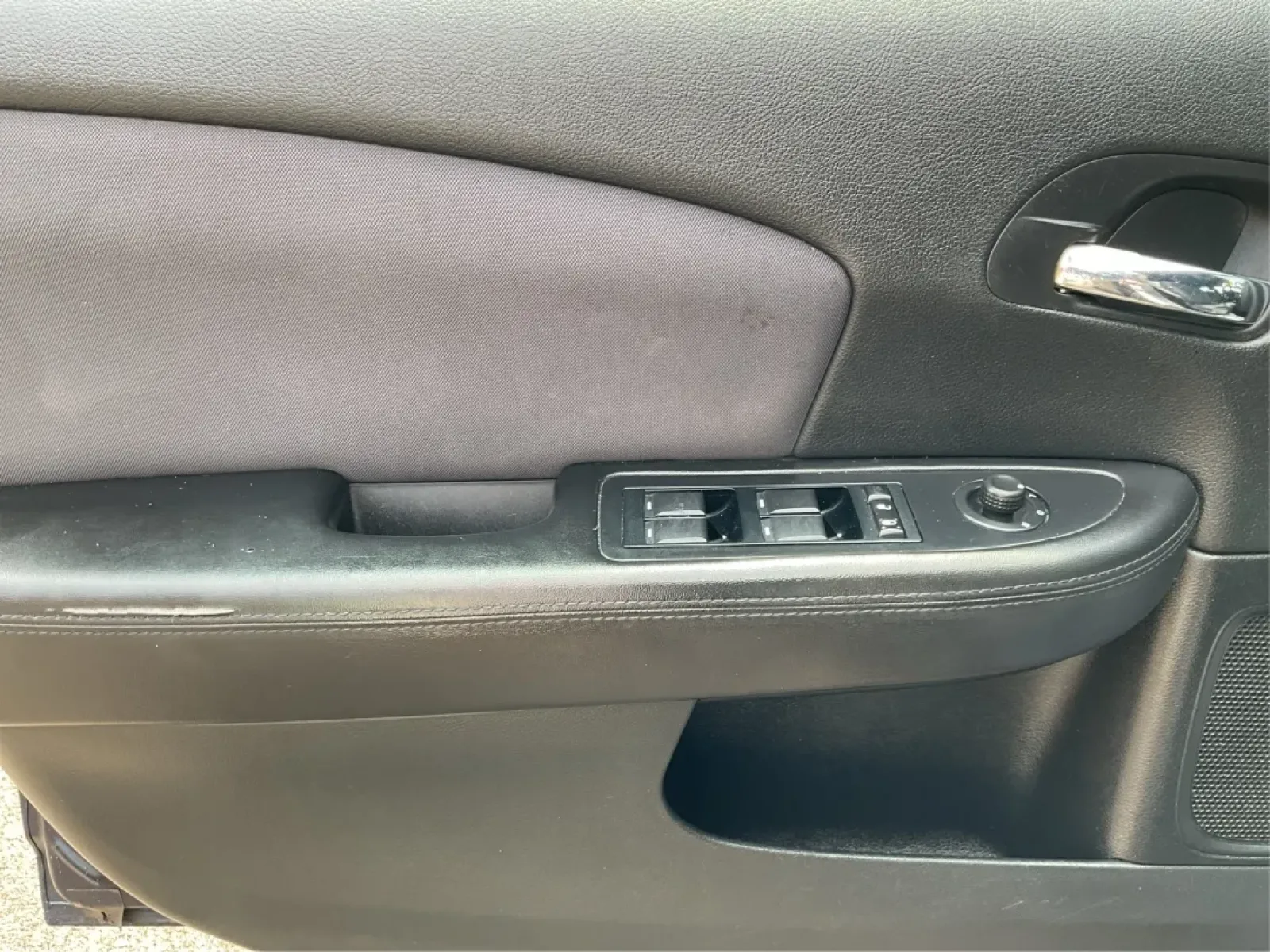2012 Chrysler 200 Touring (1C3CCBBB7CN) with an Other engine, located at 8750 N County Rd 25A, Piqua, OH, 45356, (937) 908-9800, 40.164391, -84.232513 - **Discover Freedom and Style with the 2012 Chrysler 200 Touring at Advantage Car and Credit!** <br /> <br /> Are you searching for a stylish, reliable sedan that fits seamlessly into your busy lifestyle? Look no further than the 2012 Chrysler 200 Touring, now available at Advantage Car and Credit i - Photo#18