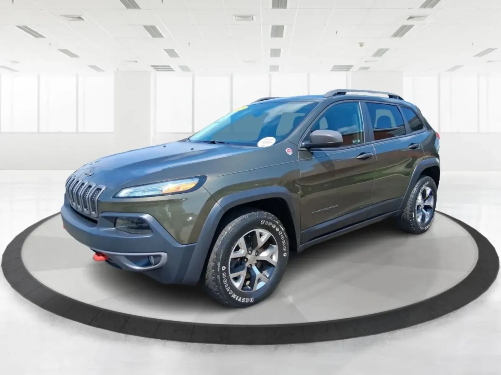 2015 Jeep Cherokee Trailhawk (1C4PJMBS8FW) with an Other engine, located at 8750 N County Rd 25A, Piqua, OH, 45356, (937) 908-9800, 40.164391, -84.232513 - ### Discover Adventure with the 2015 Jeep Cherokee Trailhawk at Advantage Car and Credit - Piqua<br /> <br /> If you're looking for a vehicle that embodies both adventure and practicality, look no further than the stunning **2015 Jeep Cherokee Trailhawk**, available now at **Advantage Car and Credit - Photo#8