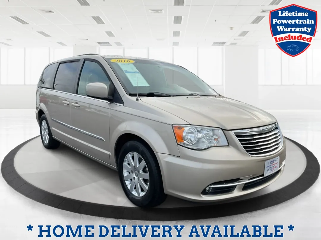 2016 Chrysler Town  and  Country PV