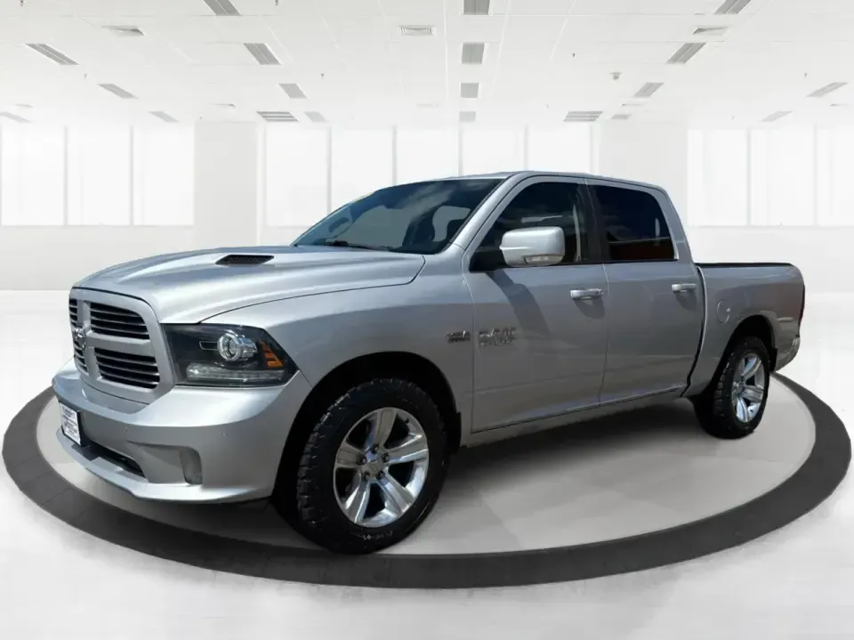 2016 Ram 1500 Sport Crew Cab SWB 4WD (1C6RR7MT4GS) with an 5.7L V8 OHV 16V engine, 6A transmission, located at 880 E. National Road, Vandalia, OH, 45377, (937) 908-9800, 39.891918, -84.183594 - Need a truck that can handle weekday work, weekend towing, and spur-of-the-moment road trips without feeling like a chore to drive? This **2016 Ram 1500 Sport Crew Cab SWB 4WD** is built for the Vandalia lifestyle-whether you're hauling gear up **I75**, running errands along **E. National Road**, or- Photo#8