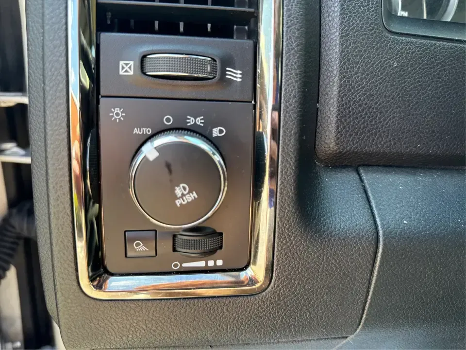 2016 Ram 1500 Sport Crew Cab SWB 4WD (1C6RR7MT4GS) with an 5.7L V8 OHV 16V engine, 6A transmission, located at 880 E. National Road, Vandalia, OH, 45377, (937) 908-9800, 39.891918, -84.183594 - Need a truck that can handle weekday work, weekend towing, and spur-of-the-moment road trips without feeling like a chore to drive? This **2016 Ram 1500 Sport Crew Cab SWB 4WD** is built for the Vandalia lifestyle-whether you're hauling gear up **I75**, running errands along **E. National Road**, or- Photo#17