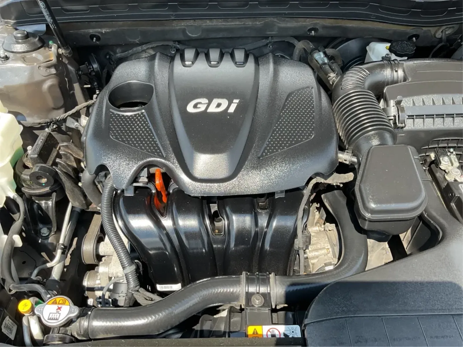2015 Kia Optima EX (5XXGN4A70FG) with an Theta II 2.4L I-4 gasoline direct injection engine, located at 8750 N County Rd 25A, Piqua, OH, 45356, (937) 908-9800, 40.164391, -84.232513 - Embrace the open road with confidence and style in this stunning 2015 Kia Optima EX, available at Advantage Car and Credit - Piqua! Whether you're navigating daily commutes, embarking on weekend getaways, or shuttling your growing family, this sedan is designed to enhance every journey. With a sleek - Photo#11