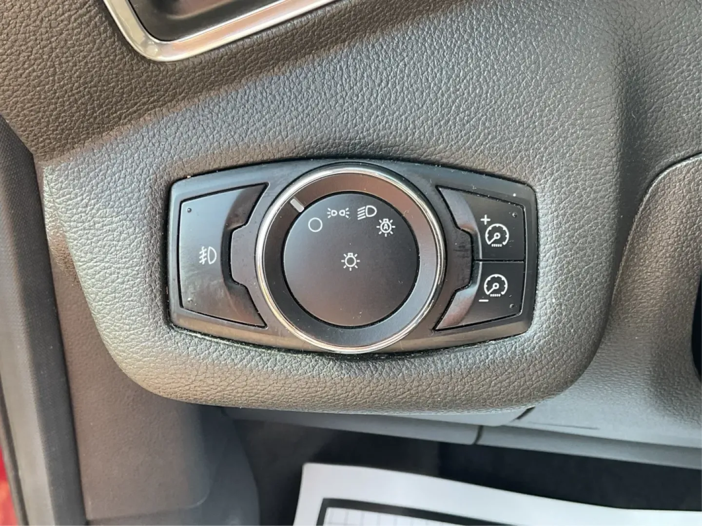 2013 Ford Escape Titanium 4WD (1FMCU9J92DU) with an 2.0L L4 DOHC 16V engine, 6-Speed Automatic transmission, located at 4508 South Dixie Dr, Moraine, OH, 45439, (937) 908-9800, 39.689976, -84.218452 - **Discover Your Next Adventure with the 2013 Ford Escape Titanium 4WD!**<br /> <br /> Looking for a reliable SUV that fits your adventurous lifestyle? The 2013 Ford Escape Titanium 4WD is perfect for those who love weekend getaways, family road trips, or tackling daily commutes with style and comfor - Photo#17