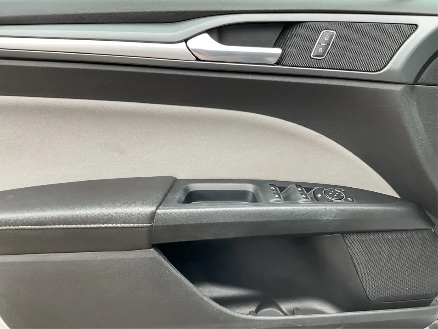 2016 Ford Fusion S (3FA6P0G72GR) with an Duratec 2.5L I-4 DOHC engine, located at 1184 Kauffman Ave, Fairborn, OH, 45324, (937) 908-9800, 39.807072, -84.030914 - Discover the perfect blend of style, comfort, and reliability with this **2016 Ford Fusion**-ideal for your daily commutes, family outings, or weekend adventures. If you're searching for a dependable sedan that won't break the bank, this vehicle is just what you need. It's great for growing families - Photo#18