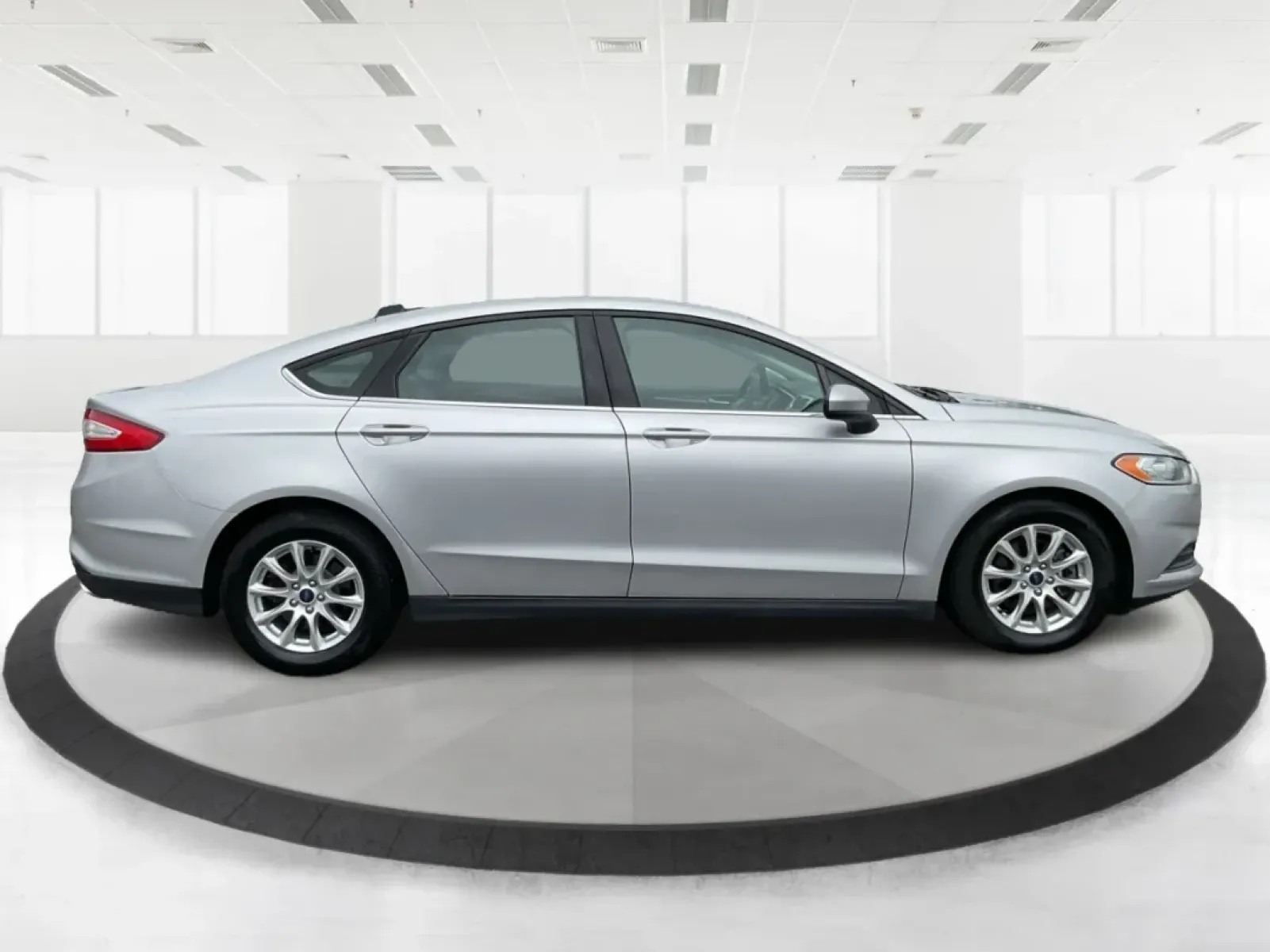 2016 Ford Fusion S (3FA6P0G72GR) with an Duratec 2.5L I-4 DOHC engine, located at 1230 East Main St, Xenia, OH, 45385, (937) 908-9800, 39.688026, -83.910172 - Discover the perfect blend of style, comfort, and reliability with this **2016 Ford Fusion**-ideal for your daily commutes, family outings, or weekend adventures. If you're searching for a dependable sedan that won't break the bank, this vehicle is just what you need. It's great for growing families - Photo#1