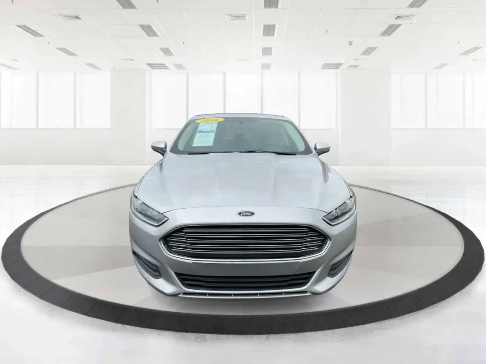2016 Ford Fusion S (3FA6P0G72GR) with an Duratec 2.5L I-4 DOHC engine, located at 1230 East Main St, Xenia, OH, 45385, (937) 908-9800, 39.688026, -83.910172 - Discover the perfect blend of style, comfort, and reliability with this **2016 Ford Fusion**-ideal for your daily commutes, family outings, or weekend adventures. If you're searching for a dependable sedan that won't break the bank, this vehicle is just what you need. It's great for growing families - Photo#7