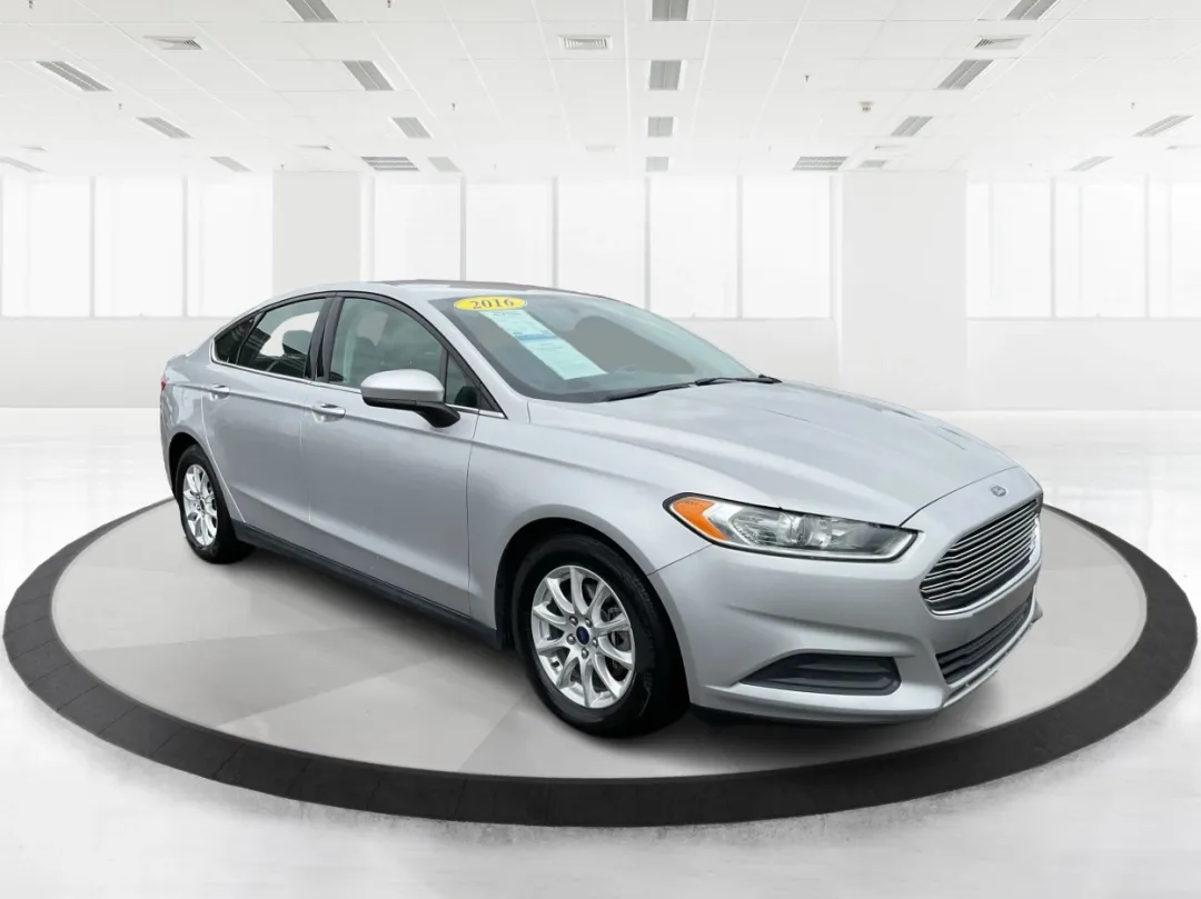 2016 Ford Fusion S