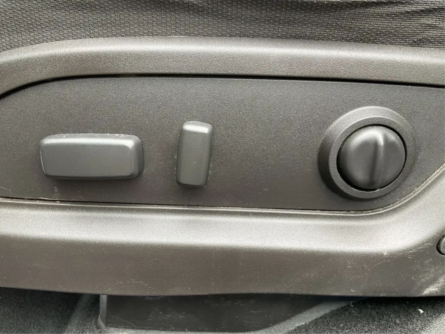 2017 Chevrolet Traverse 1LT (1GNKVGKD4HJ) with an 3.6L V-6 gasoline direct injection engine, located at 1184 Kauffman Ave, Fairborn, OH, 45324, (937) 908-9800, 39.807072, -84.030914 - **Explore Your Next Adventure in the 2017 Chevrolet Traverse at Advantage Car and Credit - Vandalia!**<br /> <br /> Are you ready to elevate your family's road trips or weekend adventures? The 2017 Chevrolet Traverse is designed for those who love the open road and need a spacious utility vehicle th - Photo#18