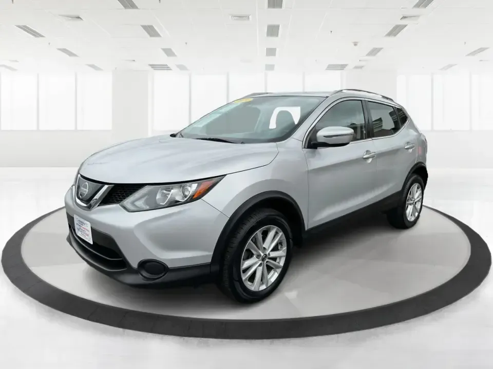 2019 Nissan Rogue SV (JN1BJ1CR3KW) with an 2L I-4 gasoline direct injection engine, CVT transmission, located at 401 Woodman Dr, Riverside, OH, 45431, (937) 908-9800, 39.760899, -84.123421 - Imagine hitting the open road, the wind in your hair, as you embark on spontaneous weekend adventures or daily commutes-this is the lifestyle that the 2019 Nissan Rogue SV embodies. With its versatile SUV design and impressive features, this vehicle is perfect for anyone looking to elevate their dri - Photo#8