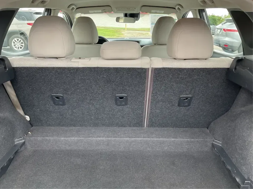 2019 Nissan Rogue SV (JN1BJ1CR3KW) with an 2L I-4 gasoline direct injection engine, CVT transmission, located at 1230 East Main St, Xenia, OH, 45385, (937) 908-9800, 39.688026, -83.910172 - Imagine hitting the open road, the wind in your hair, as you embark on spontaneous weekend adventures or daily commutes-this is the lifestyle that the 2019 Nissan Rogue SV embodies. With its versatile SUV design and impressive features, this vehicle is perfect for anyone looking to elevate their dri - Photo#12