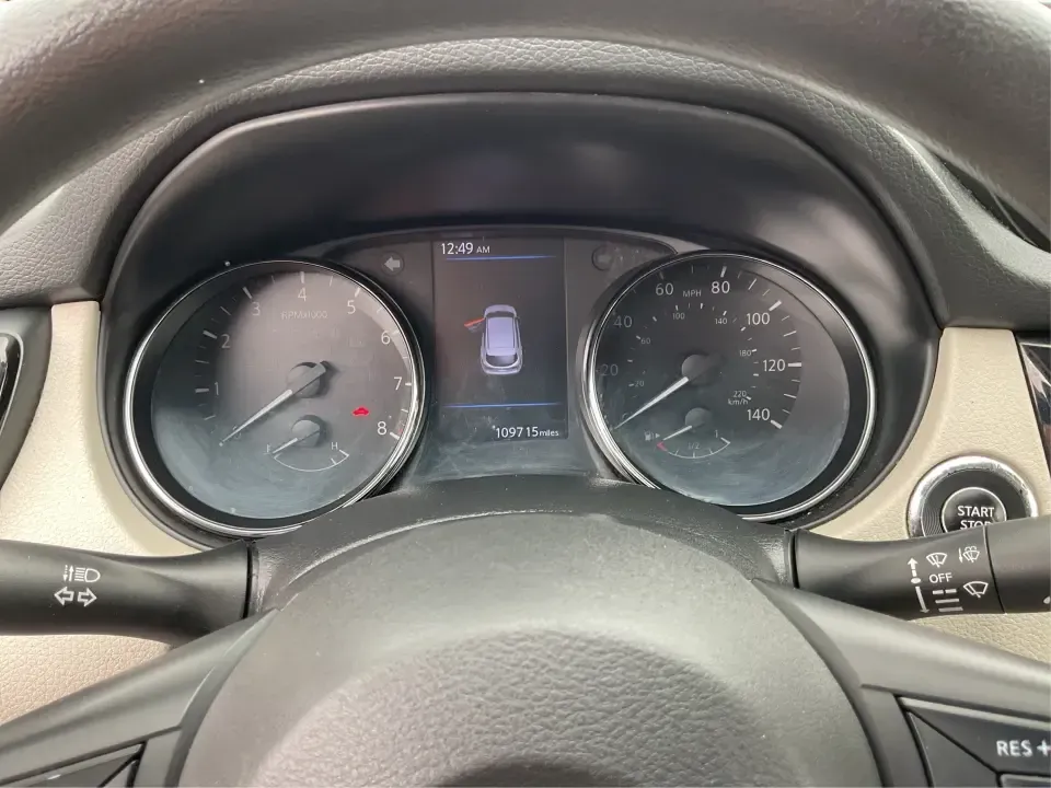 2019 Nissan Rogue SV (JN1BJ1CR3KW) with an 2L I-4 gasoline direct injection engine, CVT transmission, located at 1230 East Main St, Xenia, OH, 45385, (937) 908-9800, 39.688026, -83.910172 - Imagine hitting the open road, the wind in your hair, as you embark on spontaneous weekend adventures or daily commutes-this is the lifestyle that the 2019 Nissan Rogue SV embodies. With its versatile SUV design and impressive features, this vehicle is perfect for anyone looking to elevate their dri - Photo#15