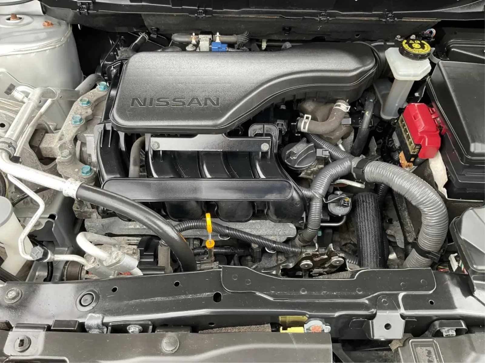 2019 Nissan Rogue SV (JN1BJ1CR3KW) with an 2L I-4 gasoline direct injection engine, located at 1951 S Dayton Lakeview Rd., New Carlisle, OH, 45344, (937) 908-9800, 39.890999, -84.050255 - Imagine hitting the open road, the wind in your hair, as you embark on spontaneous weekend adventures or daily commutes-this is the lifestyle that the 2019 Nissan Rogue SV embodies. With its versatile SUV design and impressive features, this vehicle is perfect for anyone looking to elevate their dri - Photo#11