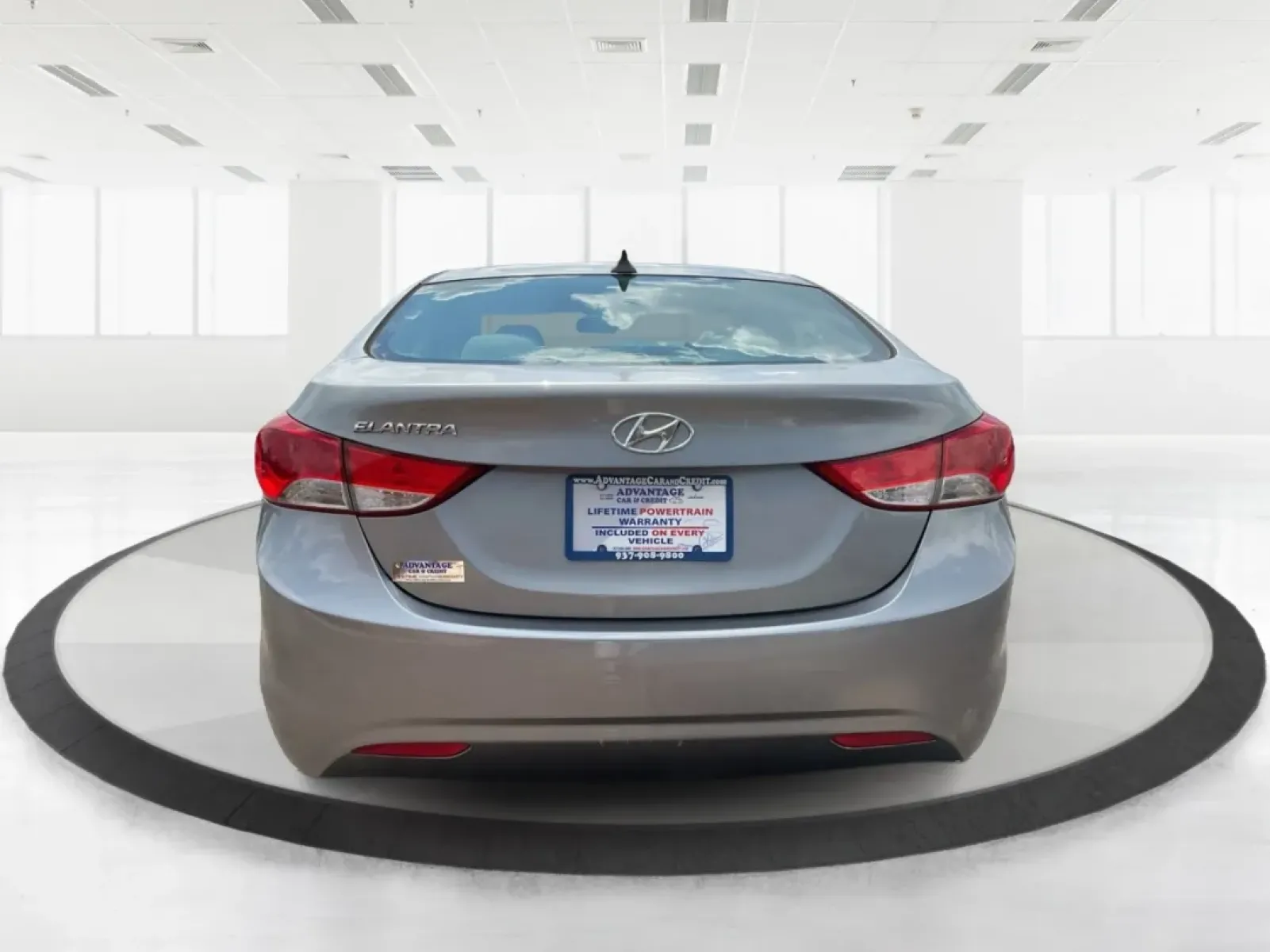 2012 Hyundai Elantra GLS (Ulsan Plant) (KMHDH4AE1CU) with an 1.8L I-4 DOHC engine, located at 1184 Kauffman Ave, Fairborn, OH, 45324, (937) 908-9800, 39.807072, -84.030914 - **Drive Your Dreams with the 2012 Hyundai Elantra GLS: Perfect for Everyday Adventures!**<br /> <br /> Are you ready to elevate your daily commute or family outings with a vehicle that balances comfort, efficiency, and style? The 2012 Hyundai Elantra GLS is the perfect choice for budget-conscious bu - Photo#3