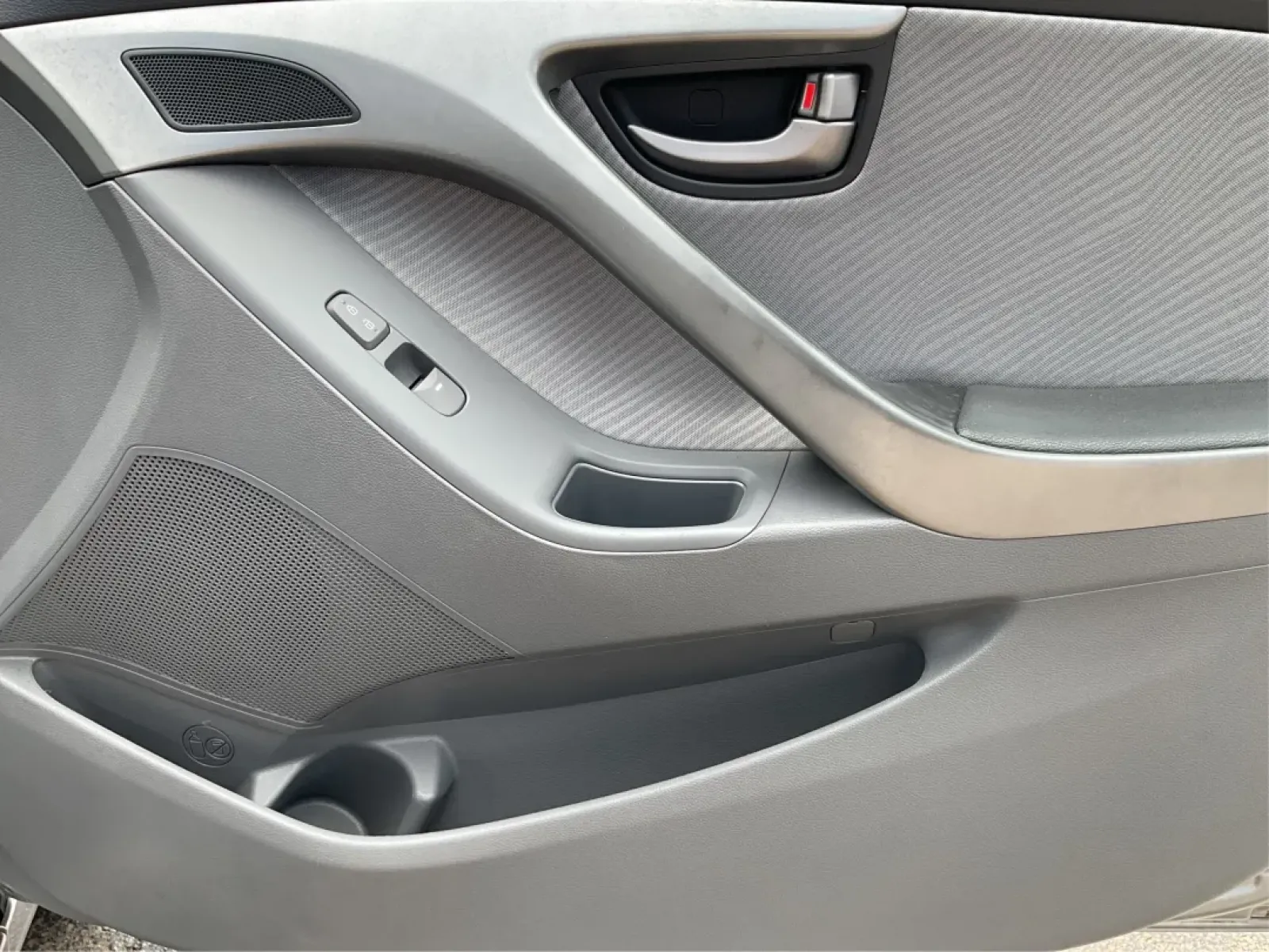 2012 Hyundai Elantra GLS (Ulsan Plant) (KMHDH4AE1CU) with an 1.8L I-4 DOHC engine, located at 1184 Kauffman Ave, Fairborn, OH, 45324, (937) 908-9800, 39.807072, -84.030914 - **Drive Your Dreams with the 2012 Hyundai Elantra GLS: Perfect for Everyday Adventures!**<br /> <br /> Are you ready to elevate your daily commute or family outings with a vehicle that balances comfort, efficiency, and style? The 2012 Hyundai Elantra GLS is the perfect choice for budget-conscious bu - Photo#18