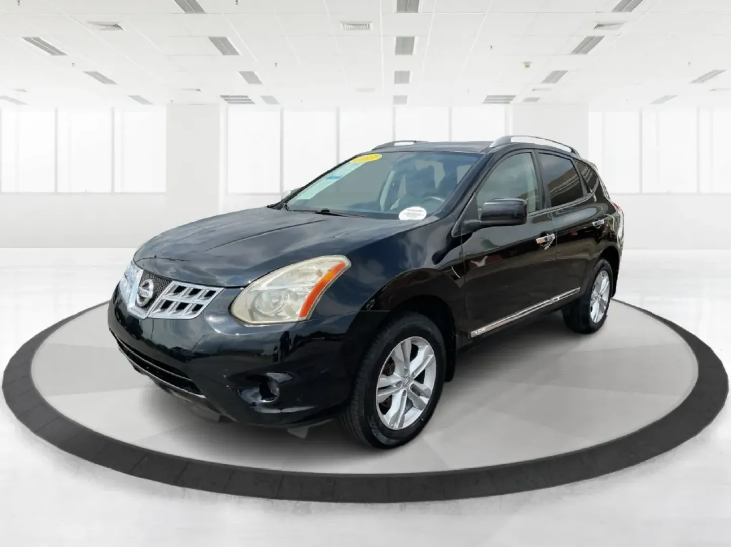 2013 Nissan Rogue SV (JN8AS5MV2DW) with an 2.5L I-4 DOHC engine, located at 1230 East Main St, Xenia, OH, 45385, (937) 908-9800, 39.688026, -83.910172 - **Experience Adventure with This 2013 Nissan Rogue SV at Advantage Car and Credit - Piqua!**<br /> <br /> Are you ready to embark on your next road trip or tackle your daily commute with confidence? The 2013 Nissan Rogue SV is perfect for budget-conscious buyers and growing families alike, offering - Photo#8
