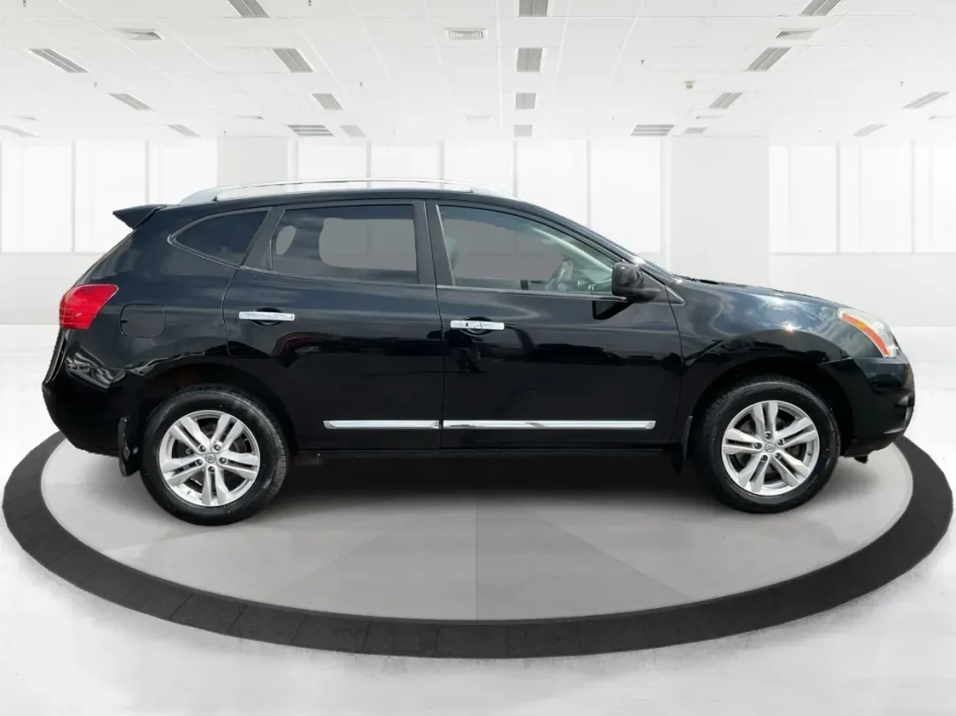 2013 Nissan Rogue SV (JN8AS5MV2DW) with an 2.5L I-4 DOHC engine, Continuously Variable Transmission transmission, located at 1951 S Dayton Lakeview Rd., New Carlisle, OH, 45344, (937) 908-9800, 39.890999, -84.050255 - **Experience Adventure with This 2013 Nissan Rogue SV at Advantage Car and Credit - Piqua!**<br /> <br /> Are you ready to embark on your next road trip or tackle your daily commute with confidence? The 2013 Nissan Rogue SV is perfect for budget-conscious buyers and growing families alike, offering - Photo#1