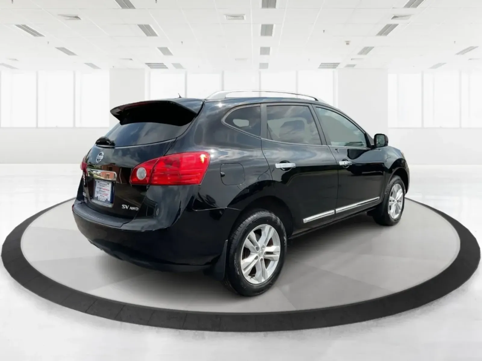 2013 Nissan Rogue SV (JN8AS5MV2DW) with an 2.5L I-4 DOHC engine, located at 8750 N County Rd 25A, Piqua, OH, 45356, (937) 908-9800, 40.164391, -84.232513 - **Experience Adventure with This 2013 Nissan Rogue SV at Advantage Car and Credit - Piqua!**<br /> <br /> Are you ready to embark on your next road trip or tackle your daily commute with confidence? The 2013 Nissan Rogue SV is perfect for budget-conscious buyers and growing families alike, offering - Photo#2