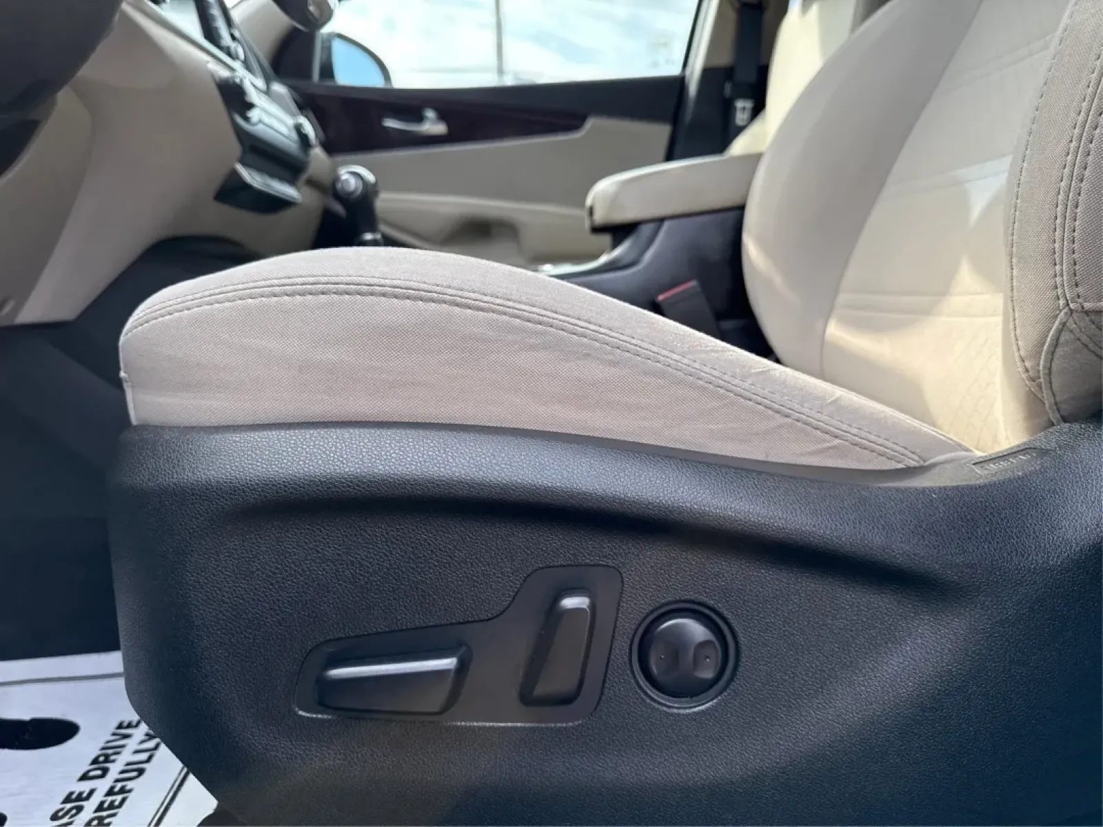 2018 Kia Sorento 2.4L LX (5XYPG4A32JG) with an 2.4L I-4 gasoline direct injection engine, located at 8750 N County Rd 25A, Piqua, OH, 45356, (937) 908-9800, 40.164391, -84.232513 - **Discover the Perfect Family Adventure with the 2018 Kia Sorento at Advantage Car and Credit - Piqua**<br /> <br /> Are you searching for a reliable SUV that seamlessly fits your family's active lifestyle? Look no further! The 2018 Kia Sorento, available now at Advantage Car and Credit in Piqua, OH - Photo#18