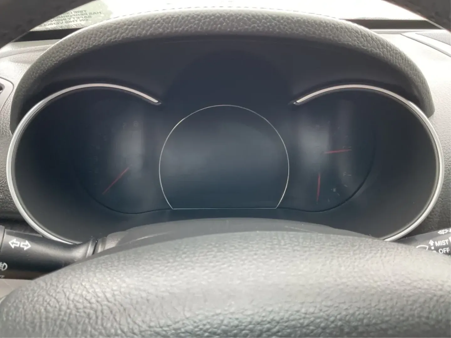 2014 Kia Sorento SX V6 AWD (5XYKWDA72EG) with an 3.3L V6 DOHC 24V engine, 6-Speed Automatic transmission, located at 1184 Kauffman Ave, Fairborn, OH, 45324, (937) 908-9800, 39.807072, -84.030914 - Are you ready to elevate your driving experience and embark on new adventures? Look no further than this stunning 2014 Kia Sorento SX V6 AWD, a robust SUV that's perfect for growing families, weekend explorers, and daily commuters alike. With its impressive blend of comfort, capability, and advanced - Photo#15