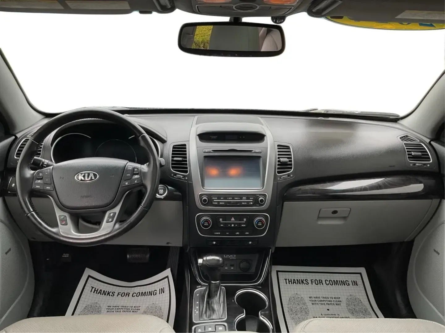 2014 Kia Sorento SX V6 AWD (5XYKWDA72EG) with an 3.3L V6 DOHC 24V engine, 6-Speed Automatic transmission, located at 1184 Kauffman Ave, Fairborn, OH, 45324, (937) 908-9800, 39.807072, -84.030914 - Are you ready to elevate your driving experience and embark on new adventures? Look no further than this stunning 2014 Kia Sorento SX V6 AWD, a robust SUV that's perfect for growing families, weekend explorers, and daily commuters alike. With its impressive blend of comfort, capability, and advanced - Photo#20