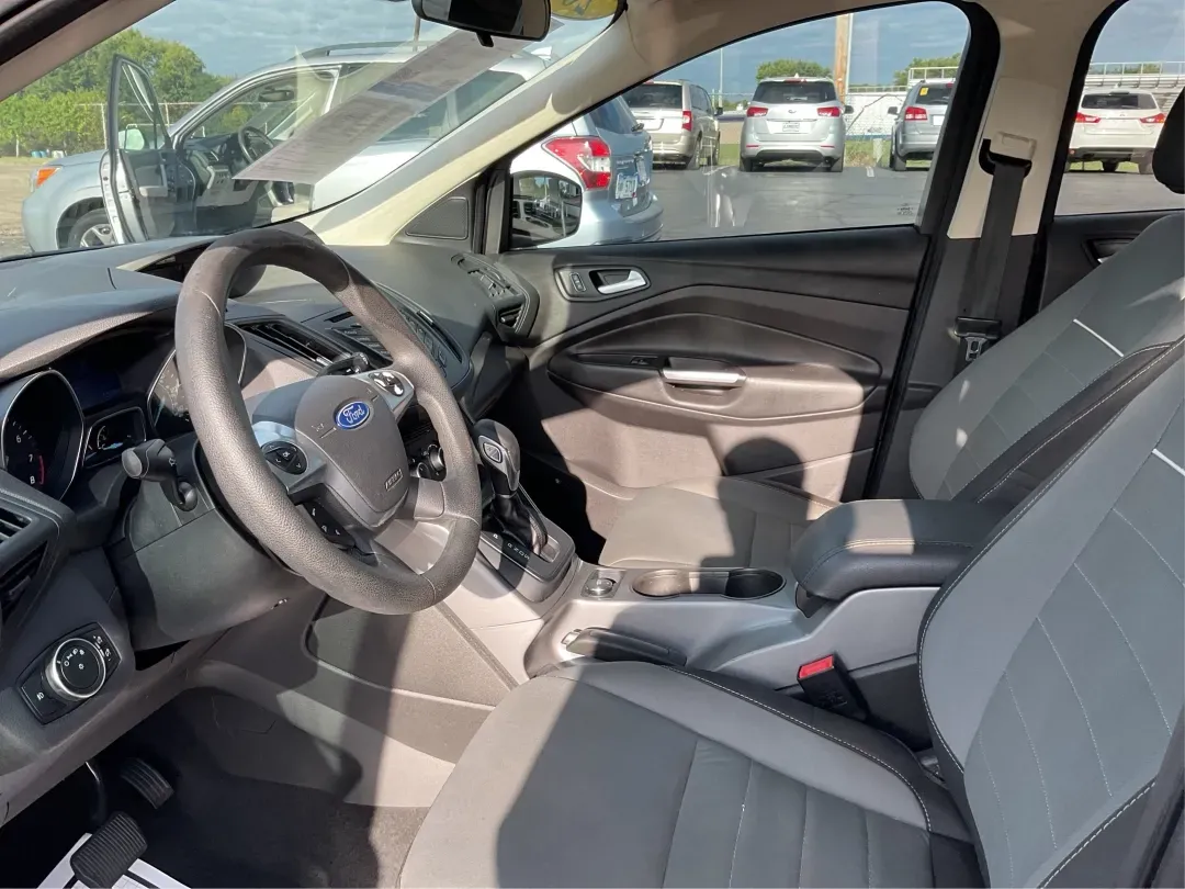 2015 Ford Escape SE (1FMCU0G76FU) with an Other engine, located at 1099 N County Rd 25A , Troy, OH, 45373, (937) 908-9800, 40.057079, -84.212883 - **Discover the Ultimate Family Adventure Vehicle: 2015 Ford Escape SE at Advantage Car and Credit - Piqua**<br /> <br /> Are you ready to elevate your family road trips or weekend adventures? The 2015 Ford Escape SE offers the perfect blend of style, comfort, and utility to meet the demands of an ac - Photo#9