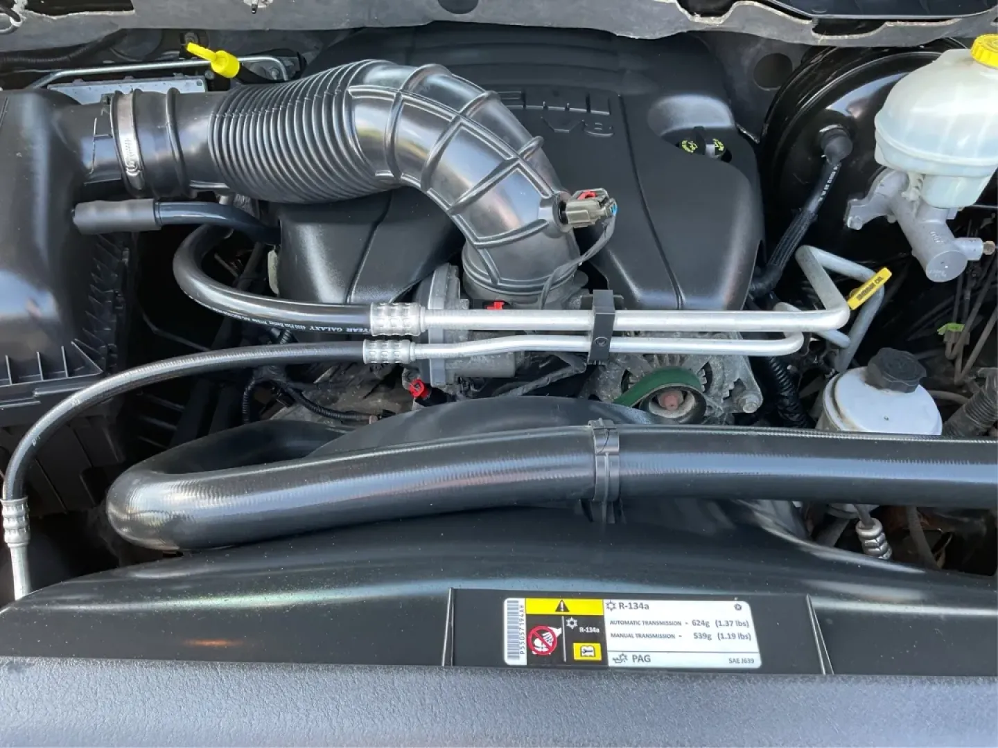 2012 Ram 1500 Sport Quad Cab 4WD (1C6RD7HT2CS) with an 5.7L V8 OHV 16V engine, 6-Speed Automatic transmission, located at 1230 East Main St, Xenia, OH, 45385, (937) 908-9800, 39.688026, -83.910172 - **Adventure Awaits: Discover the 2012 Ram 1500 Sport Quad Cab 4WD at Advantage Car and Credit in Xenia, OH!**<br /> <br /> Are you ready to elevate your lifestyle with a vehicle that can handle your adventurous spirit? Whether you're tackling weekend getaways, handling family trips, or just commutin - Photo#11