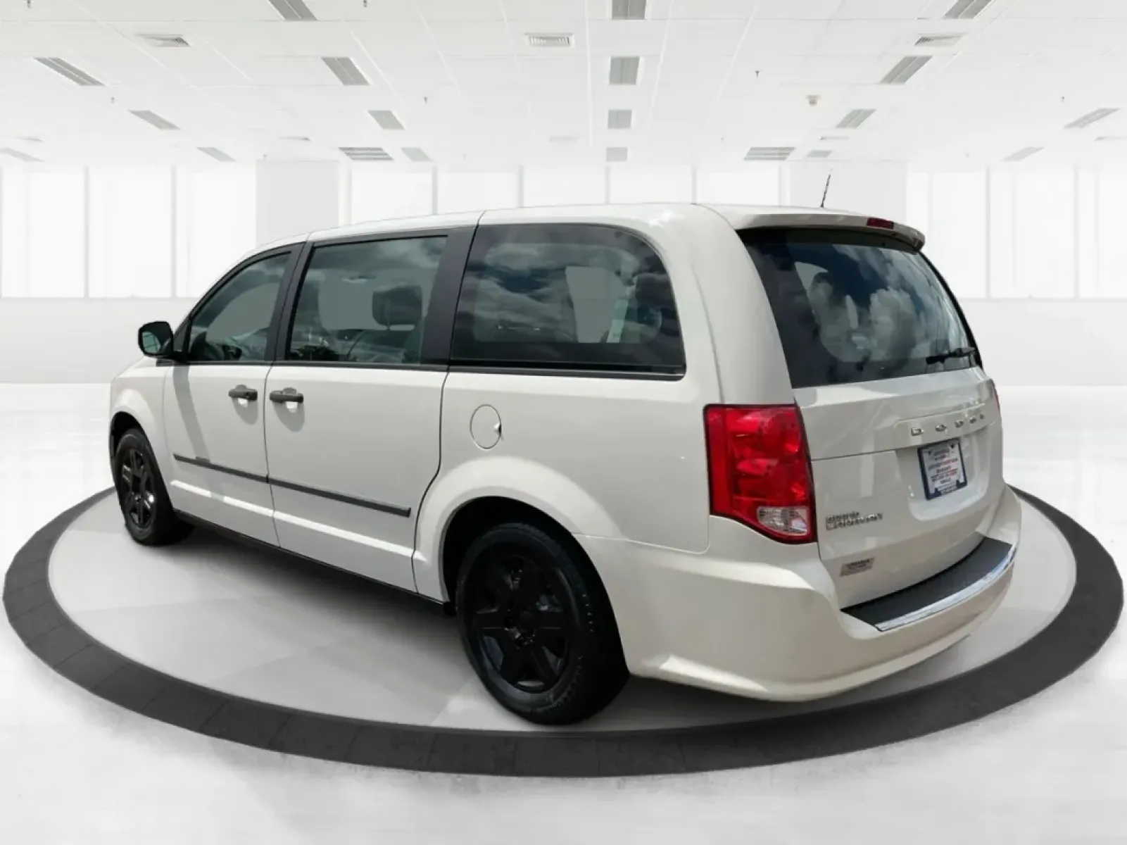 2012 Dodge Grand Caravan SE/AVP (2C4RDGBG2CR) with an 3.6L V-6 DOHC engine, located at 401 Woodman Dr, Riverside, OH, 45431, (937) 908-9800, 39.760899, -84.123421 - Explore your next adventure with the 2012 Dodge Grand Caravan SE/AVP, expertly designed for growing families and those who love to travel. With ample room for passengers and cargo, this versatile passenger van stands out as an ideal choice for weekend getaways or daily commutes. Whether you're shutt - Photo#4