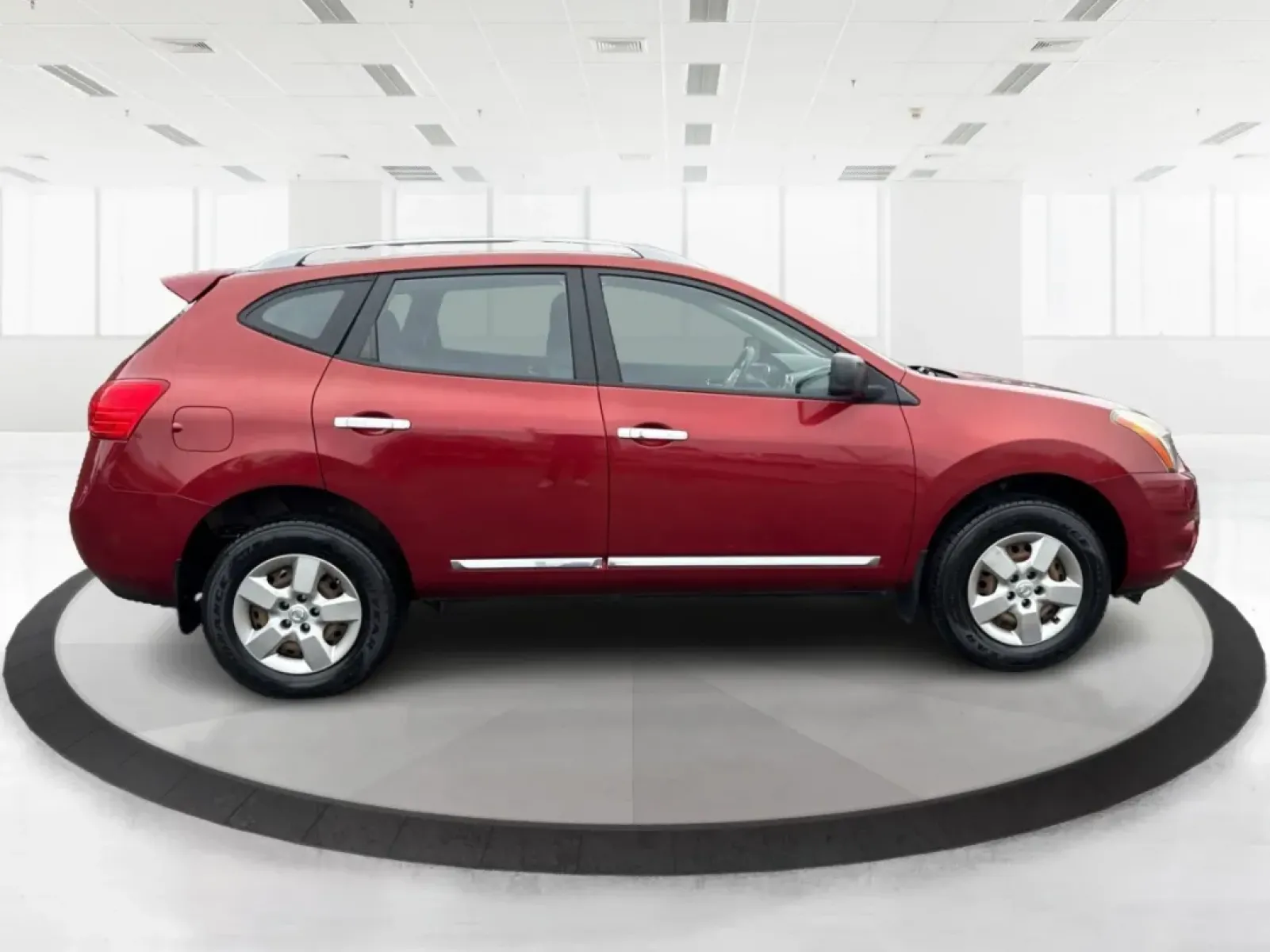 2015 Nissan Rogue S (JN8AS5MVXFW) with an 2.5L I-4 DOHC engine, located at 1099 N County Rd 25A , Troy, OH, 45373, (937) 908-9800, 40.057079, -84.212883 - **Elevate Your Adventures with the 2015 Nissan Rogue at Advantage Car and Credit - Troy!**<br /> <br /> Are you ready to upgrade your family road trips or daily commutes with a dependable and stylish SUV? The 2015 Nissan Rogue in Cayenne Red is here to make every journey enjoyable and comfortable. W - Photo#1