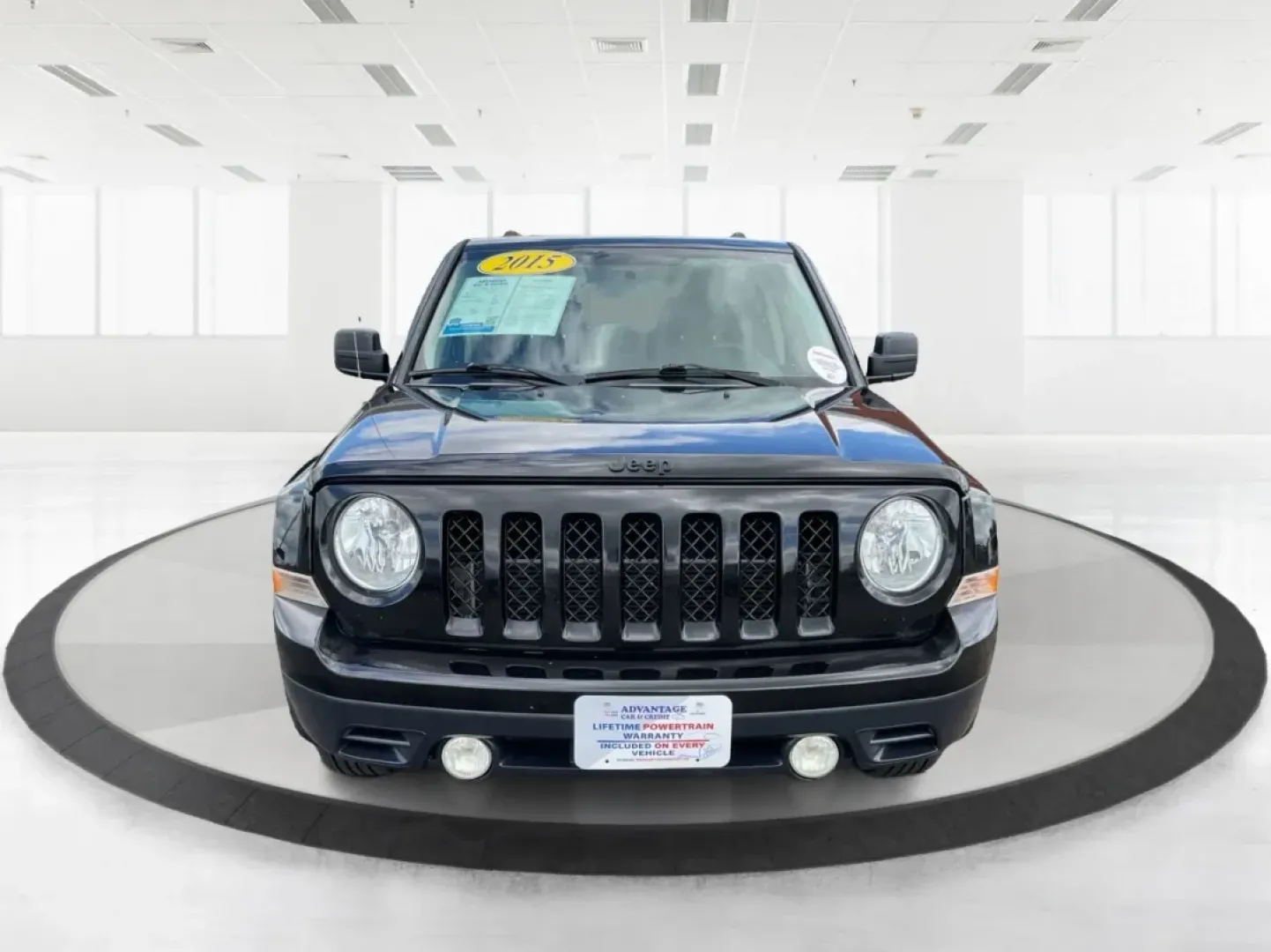 2015 Jeep Patriot Sport 2WD (1C4NJPBA6FD) with an 2.0L L4 DOHC 16V engine, located at 1099 N County Rd 25A , Troy, OH, 45373, (937) 908-9800, 40.057079, -84.212883 - **Adventure Awaits in the 2015 Jeep Patriot Your Perfect Companion for Weekend Getaways!**<br /> <br /> Imagine hitting the open road with the wind in your hair, the sound of your favorite playlist filling the cabin, and the freedom to explore every hidden gem along the way. The 2015 Jeep Patriot i - Photo#7